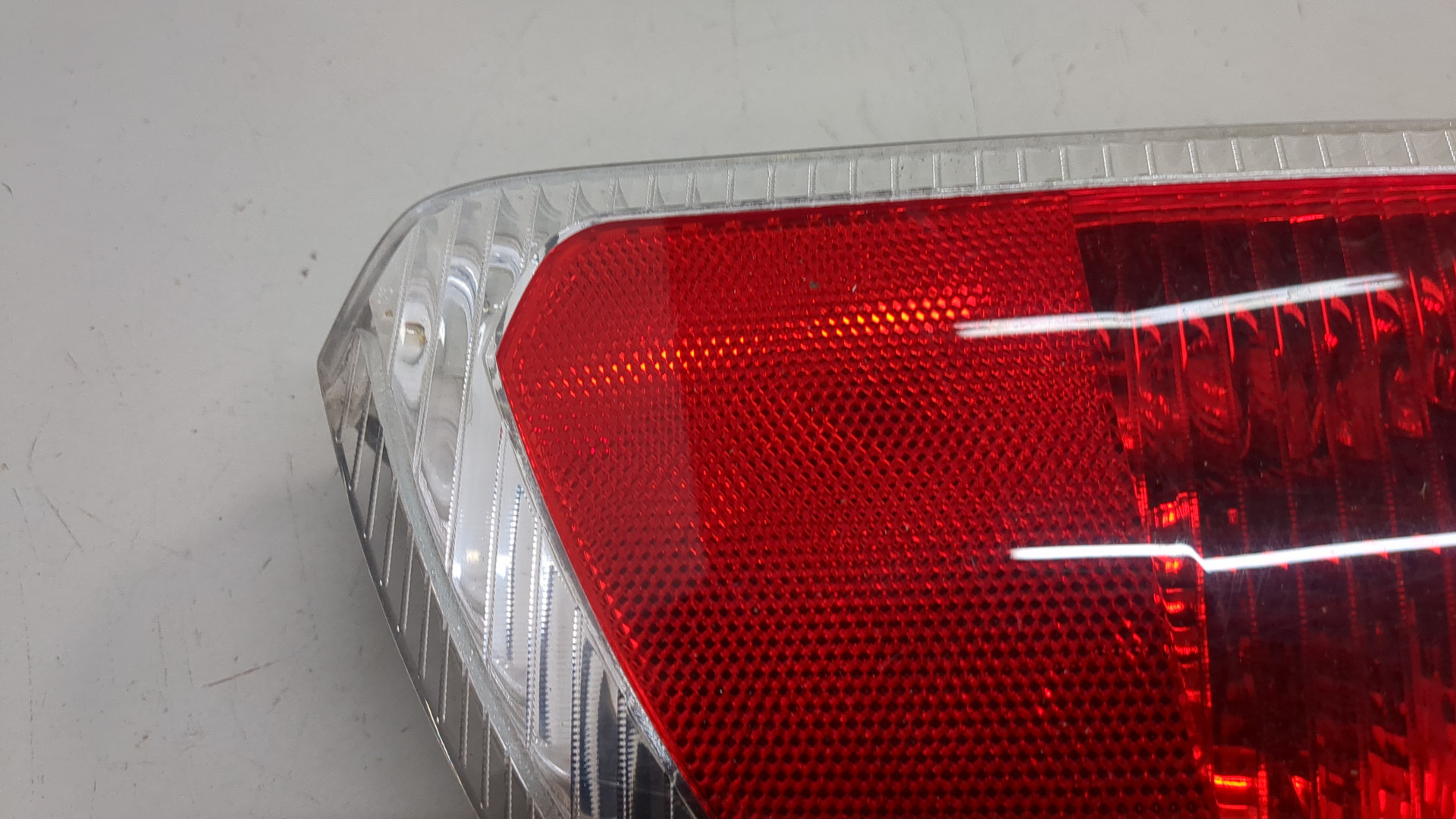 Фонарь задний правый