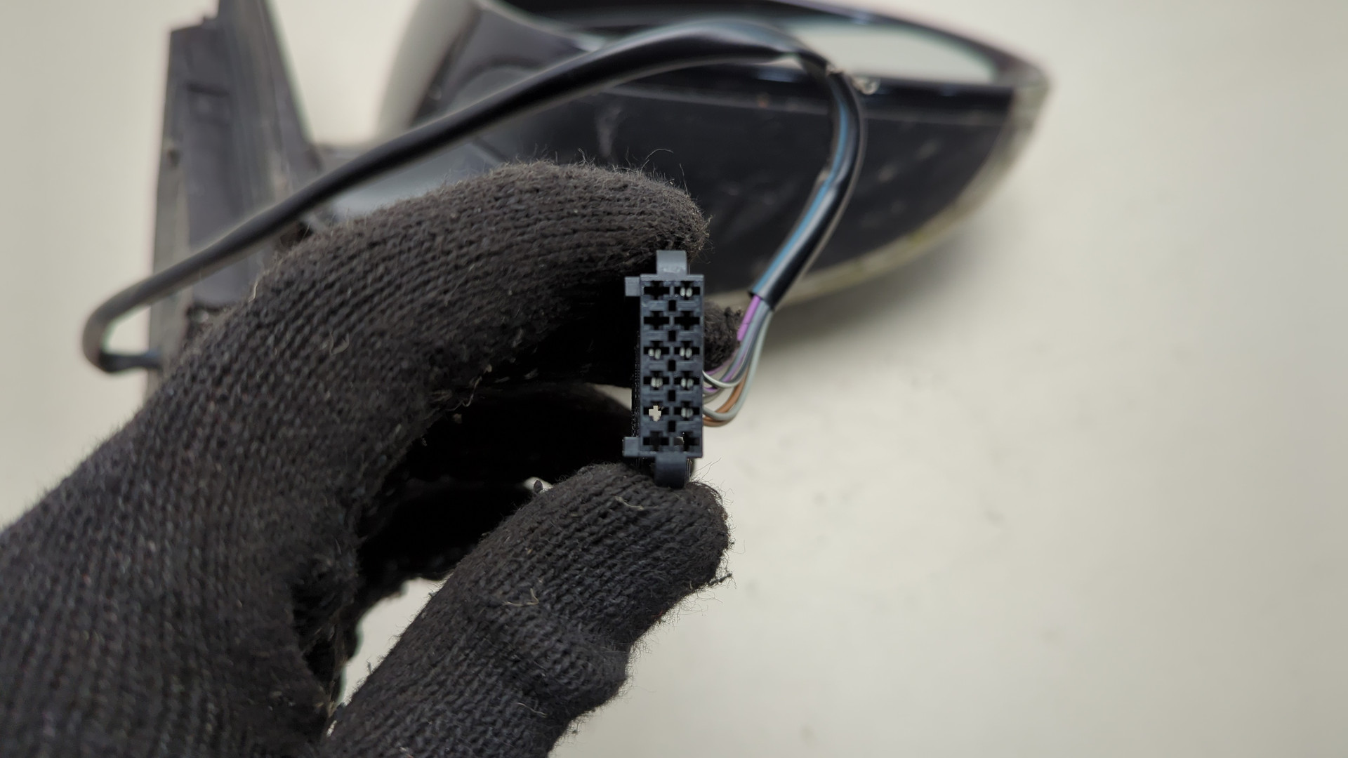 Зеркало правое электрическое