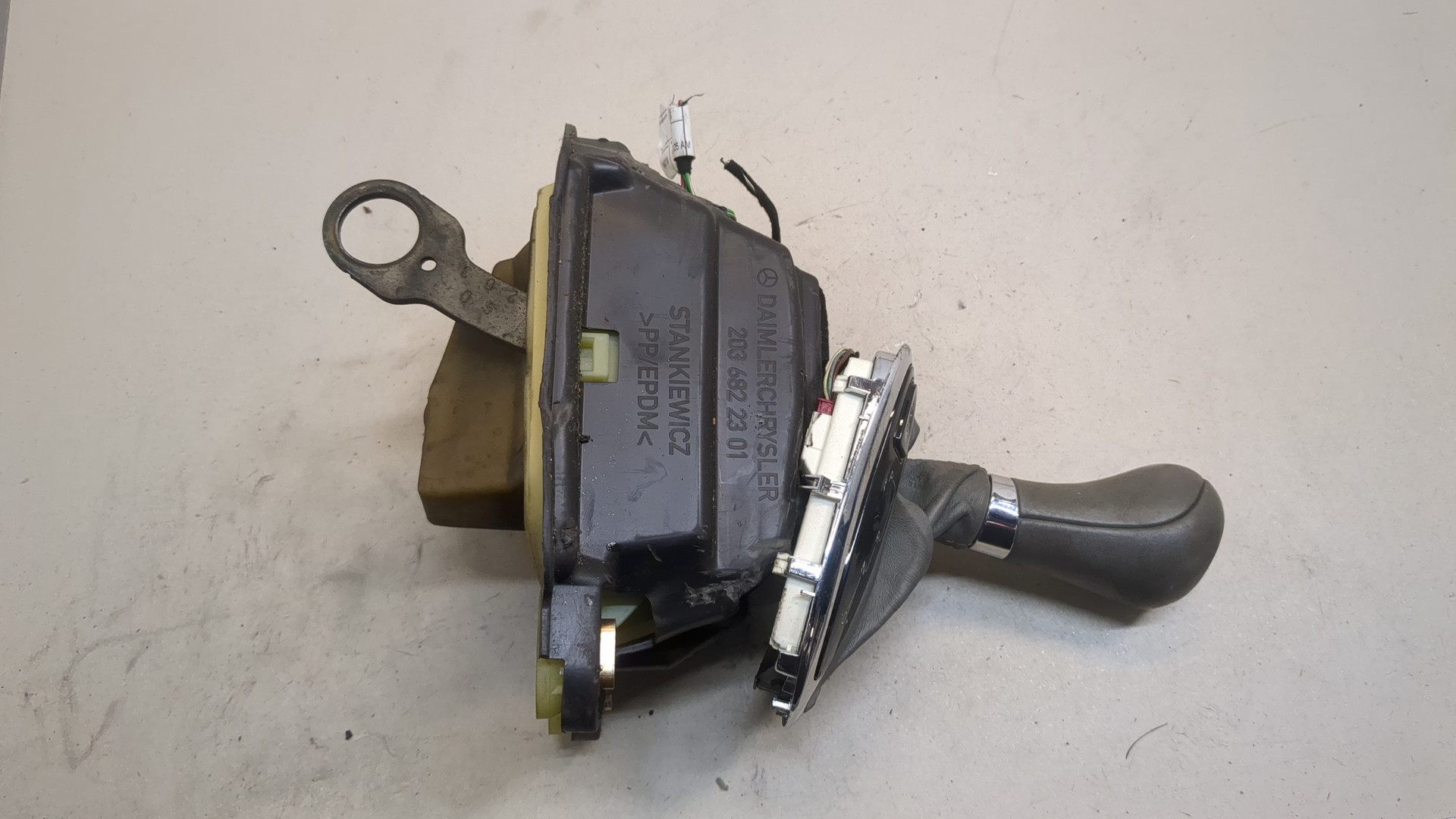 Кулиса МКПП / АКПП