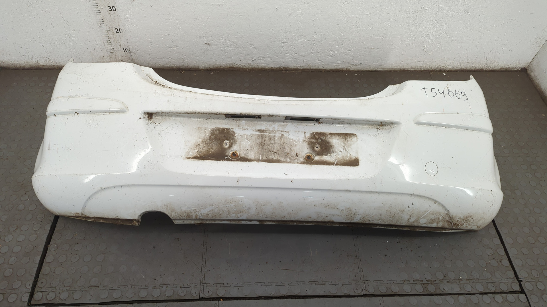 Бампер задний