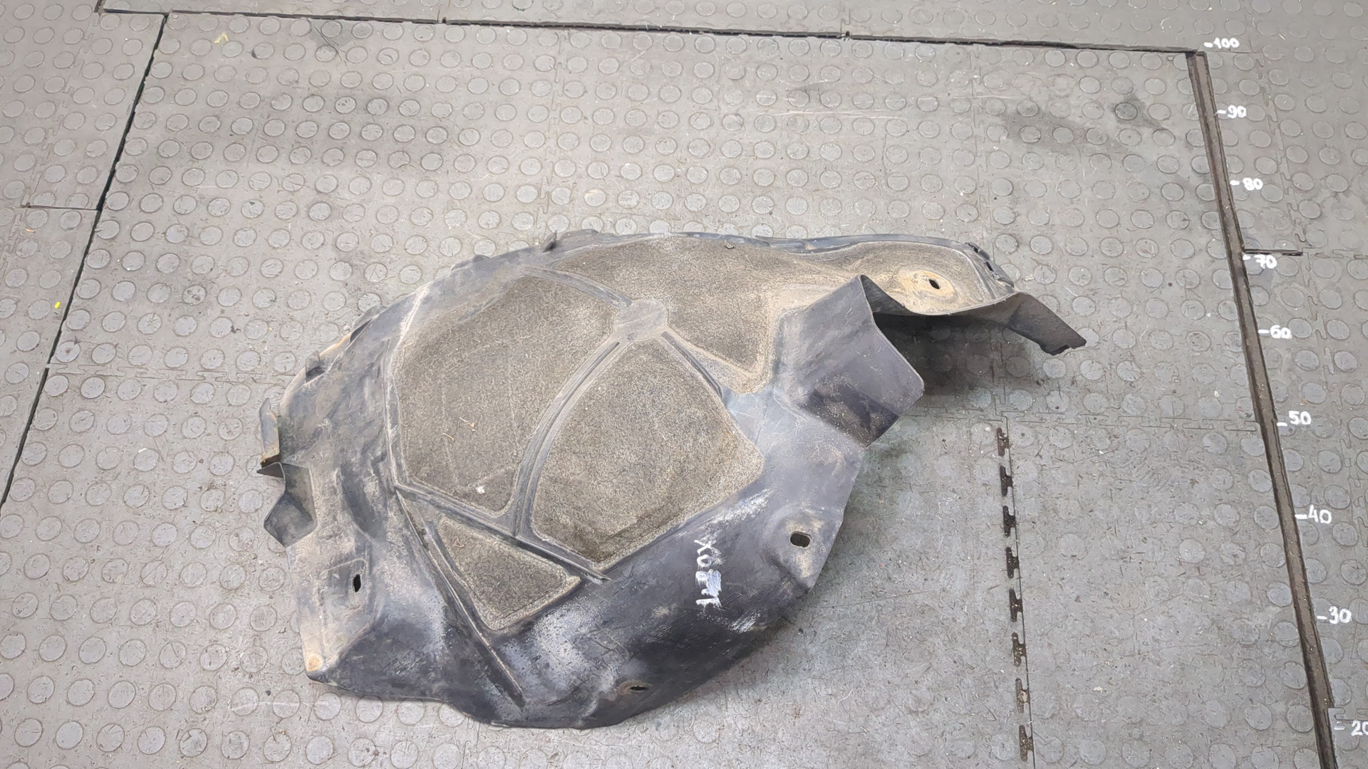 Локер передний левый