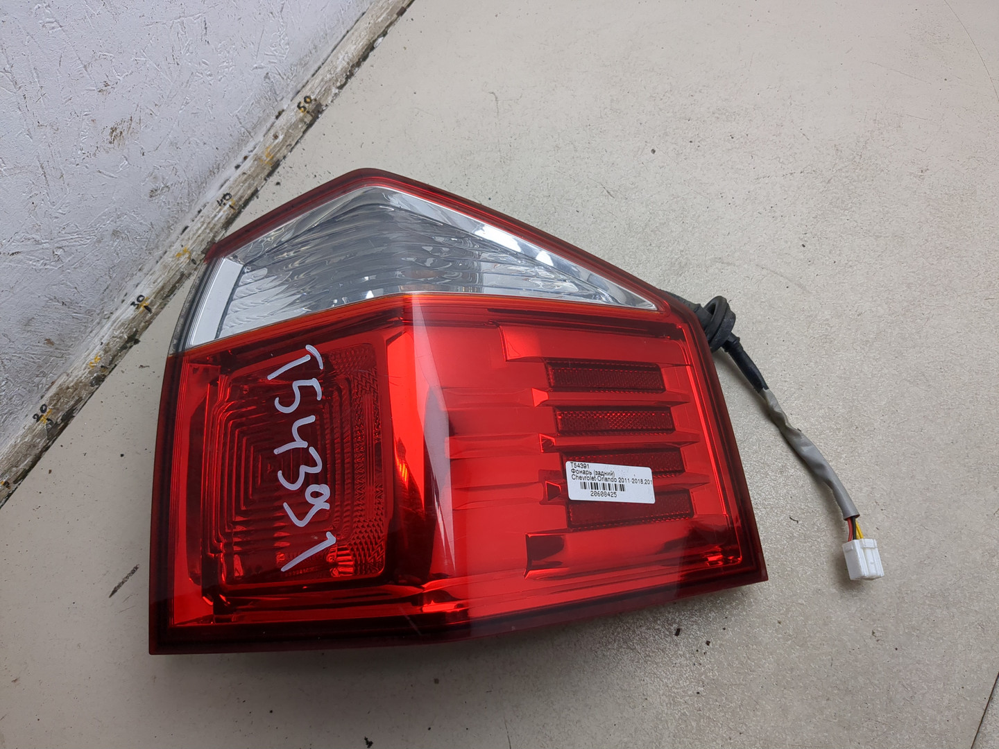 Фонарь задний правый