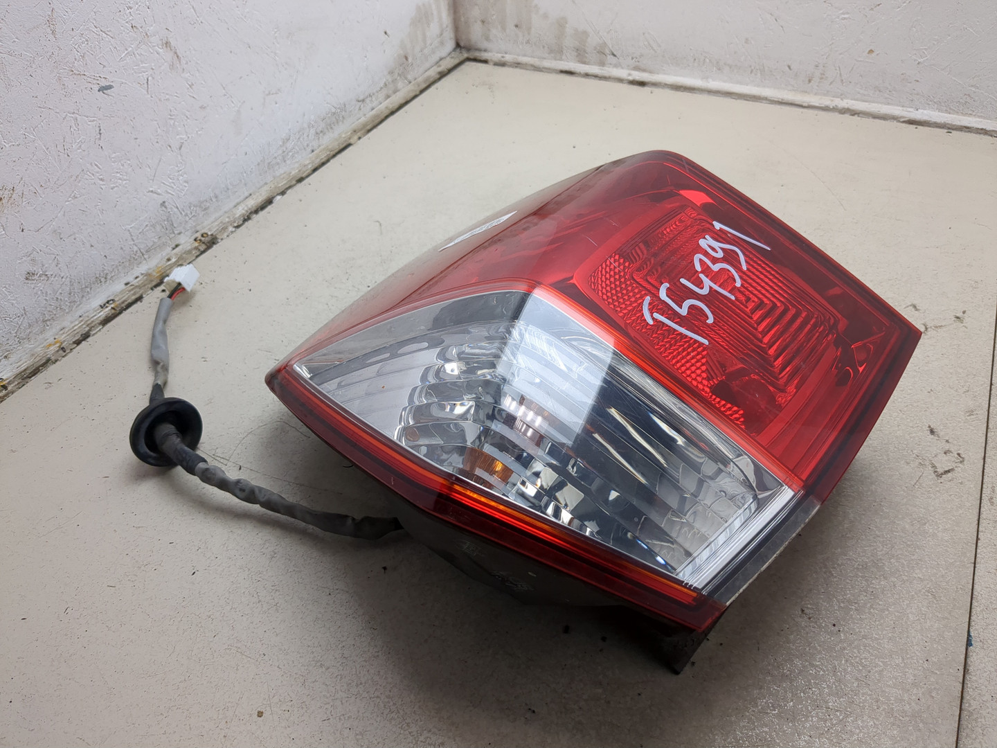 Фонарь задний правый