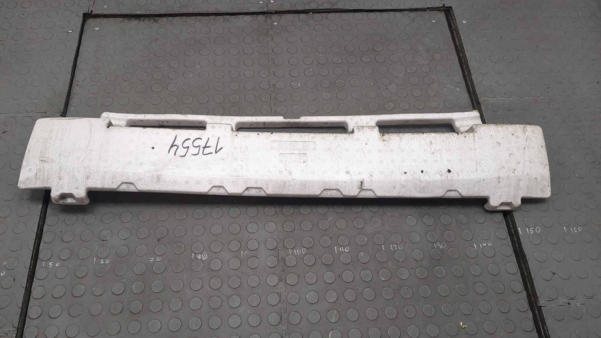 Наполнитель заднего бампера