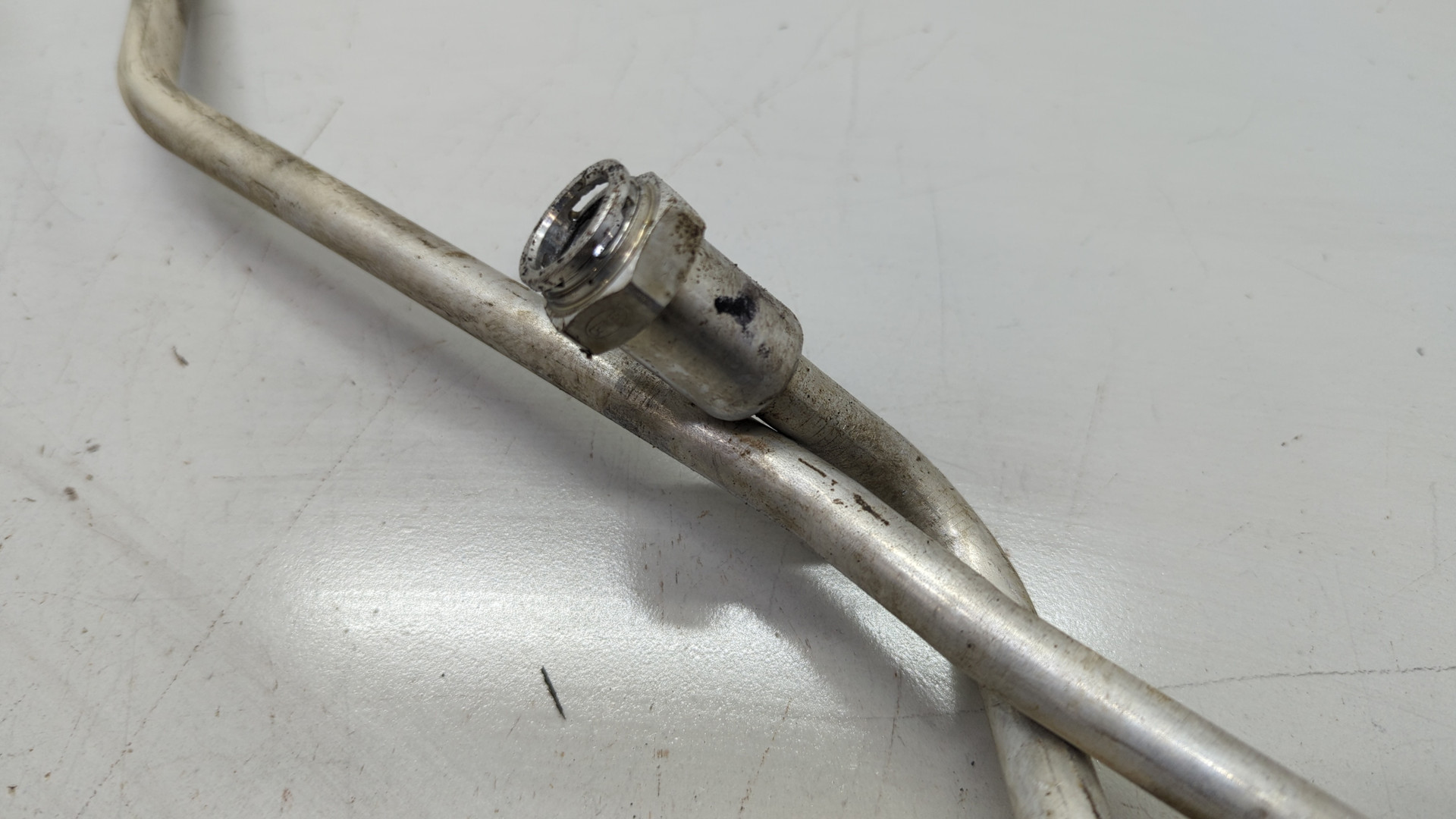 Трубка масляная