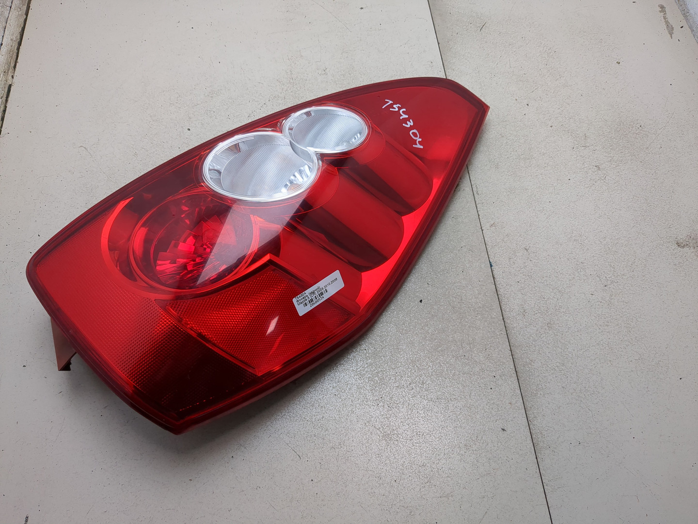 Фонарь задний правый