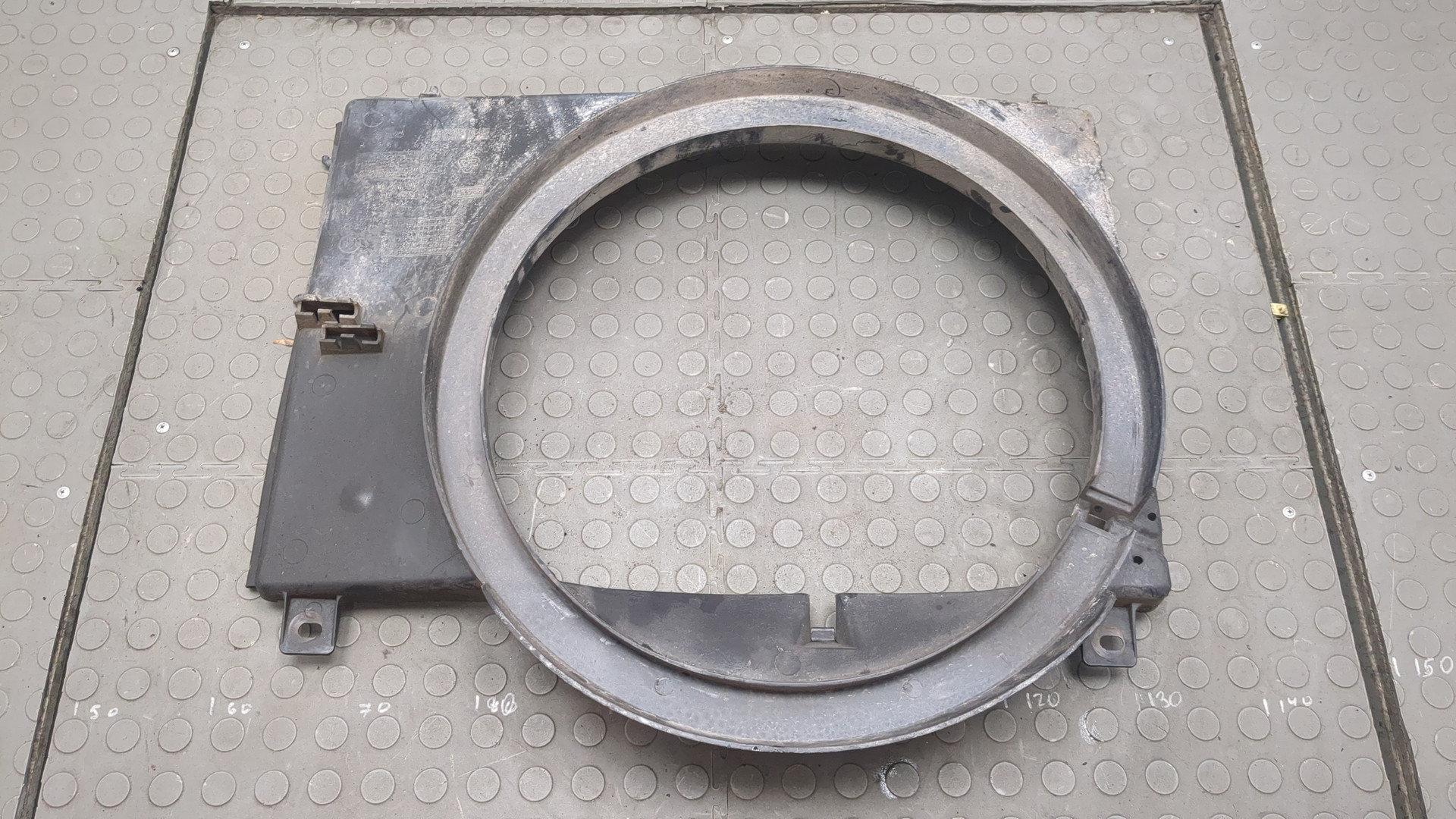 Диффузор вентилятора