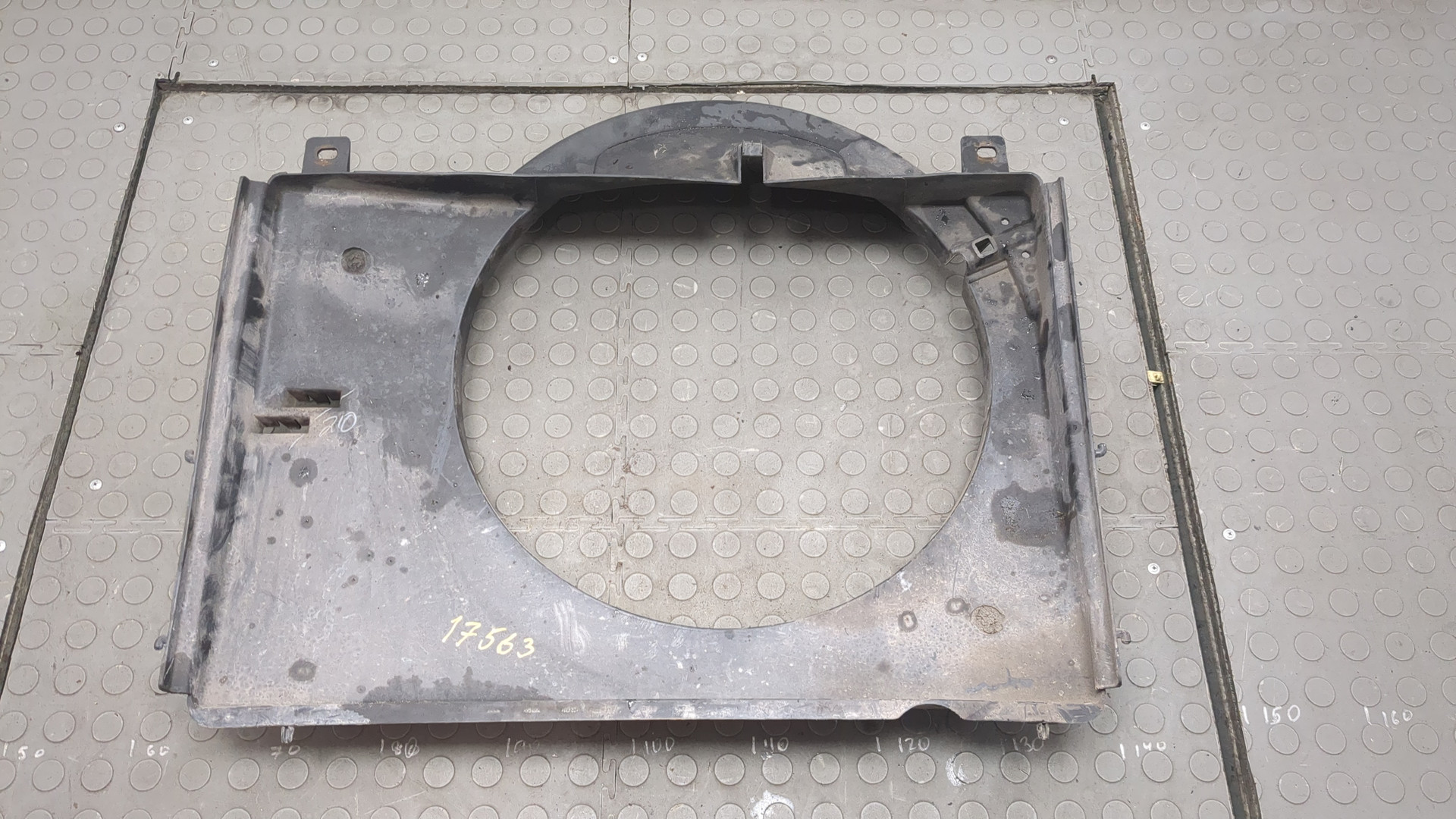 Диффузор вентилятора