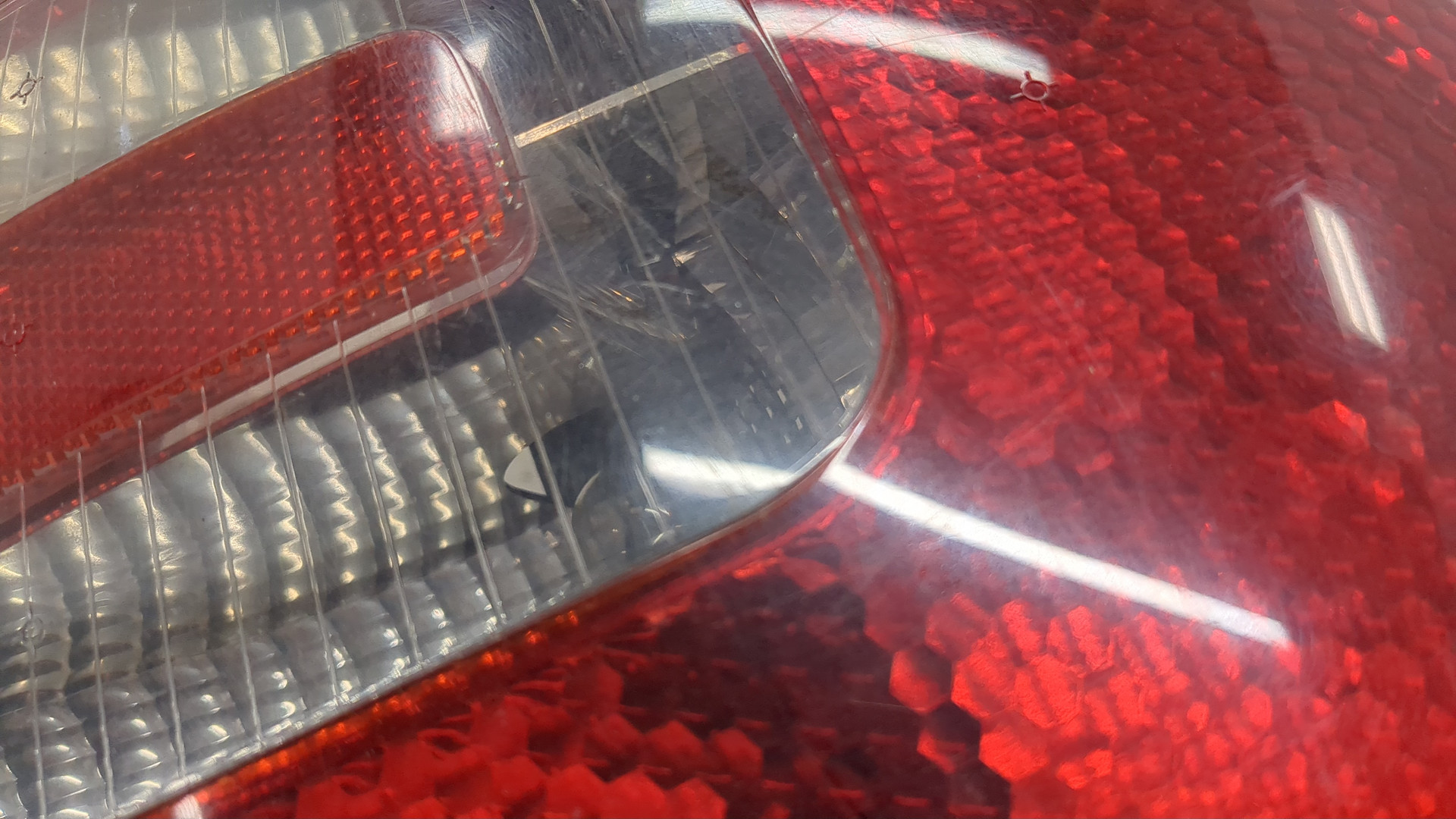 Фонарь задний правый