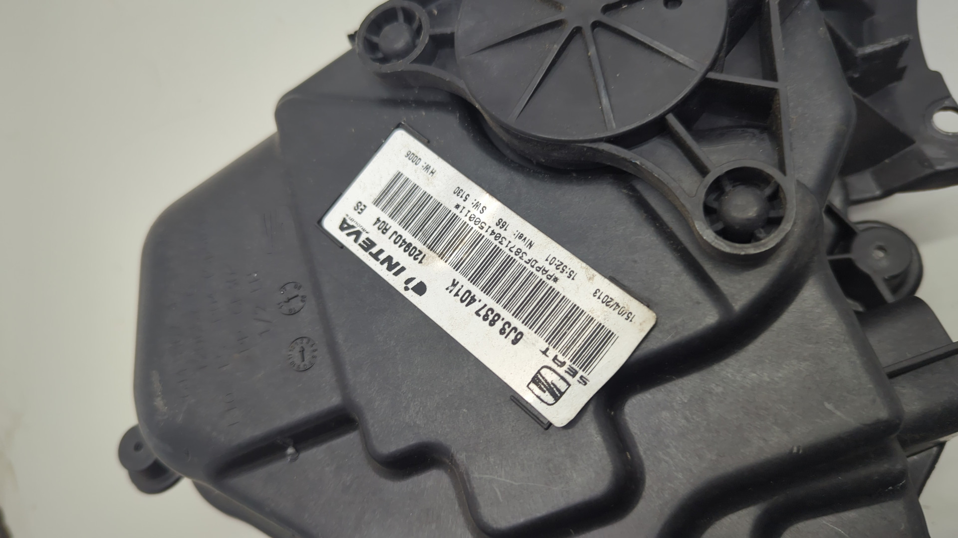 Стеклоподъемник электр. передний левый