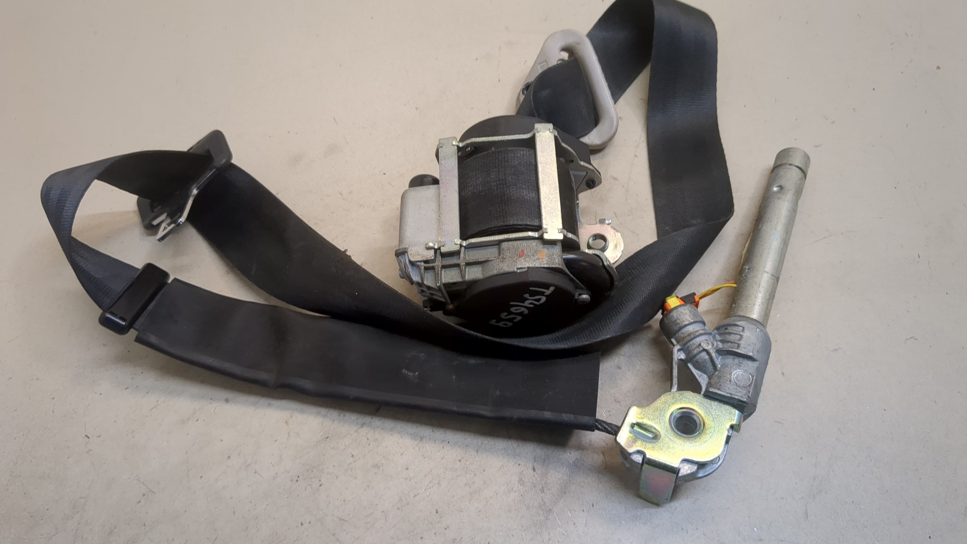 Ремень безопасности