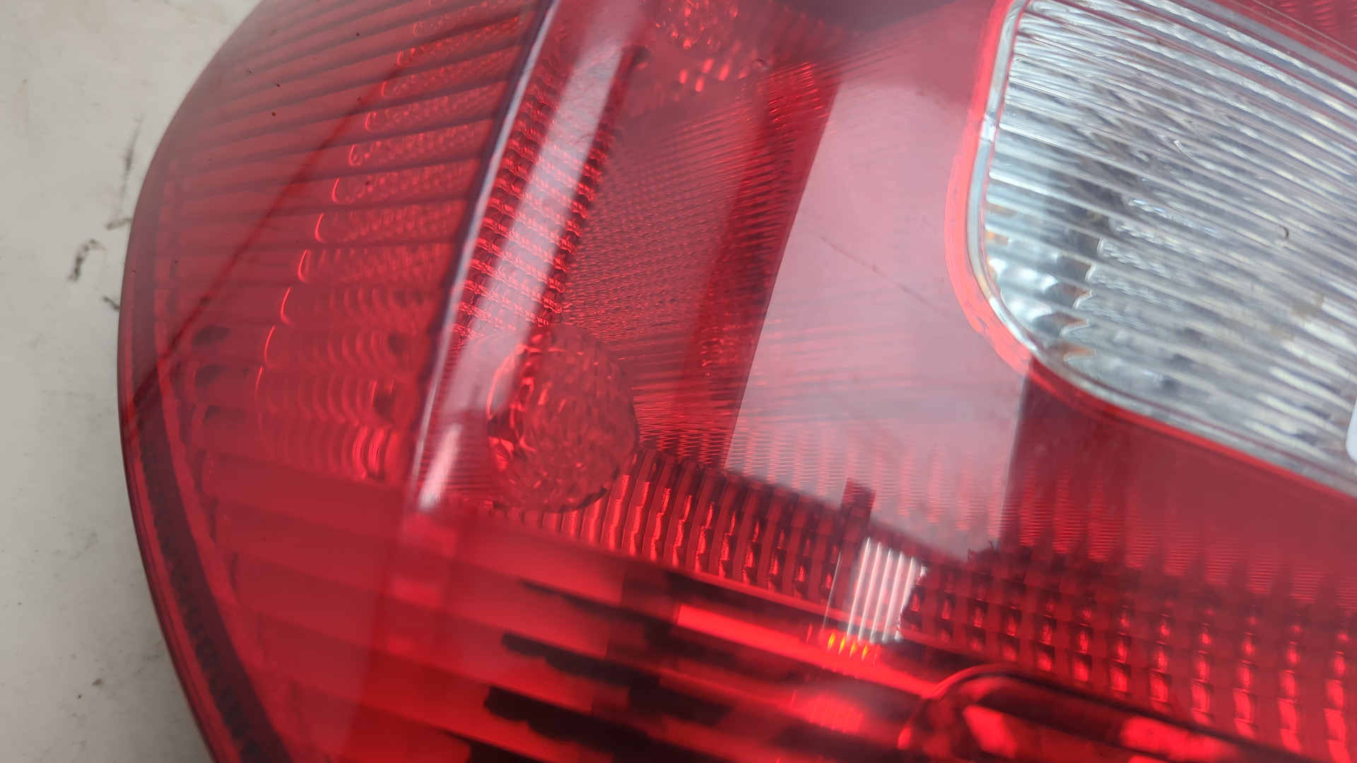 Фонарь задний левый