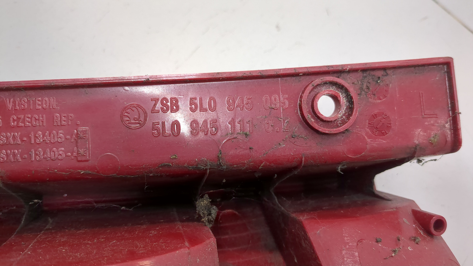 Фонарь задний левый