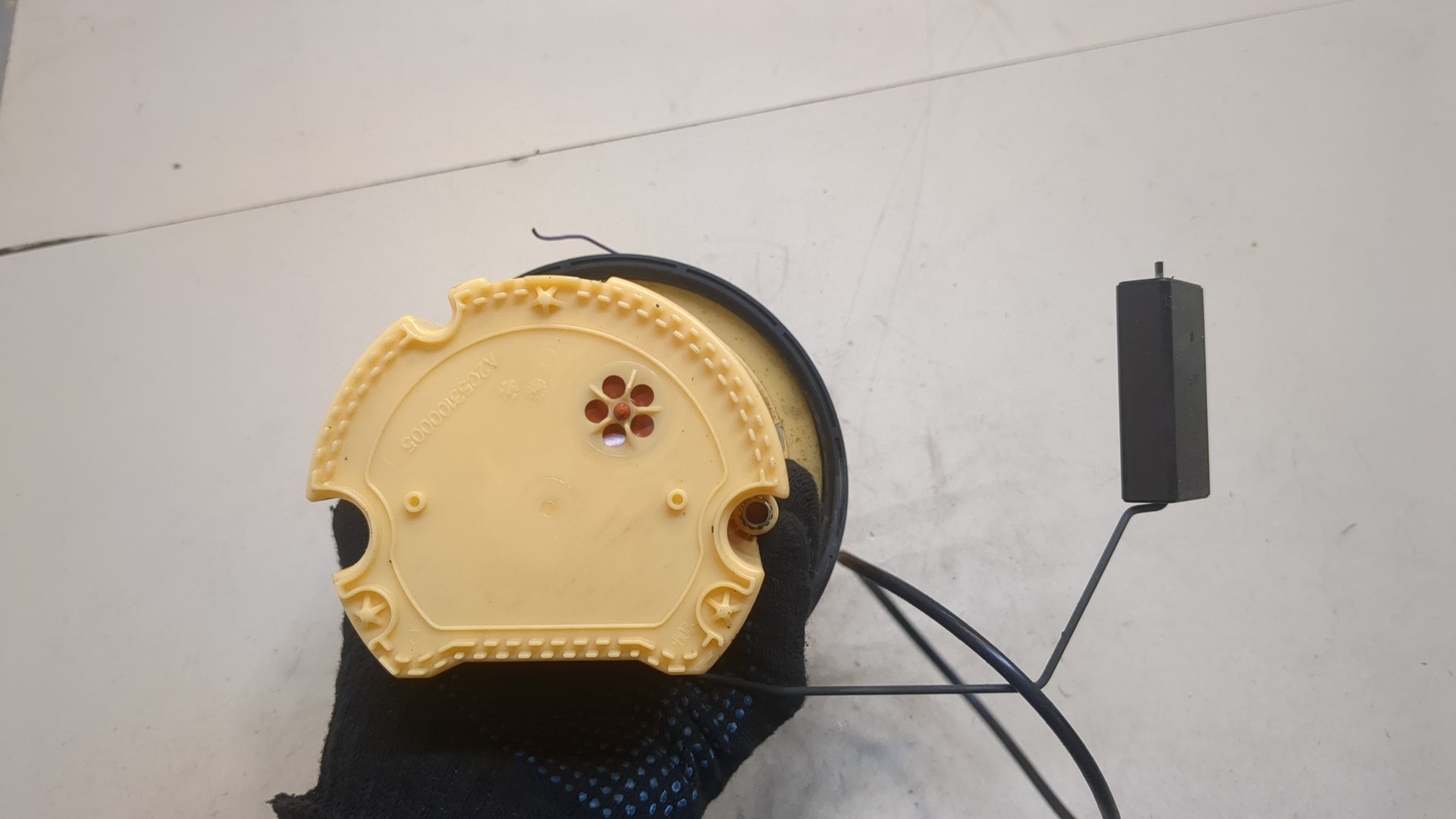 Датчик уровня топлива