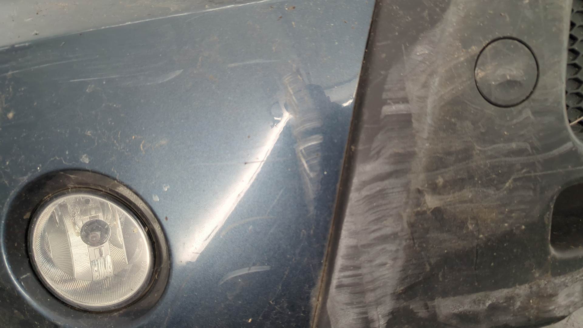 Бампер передний