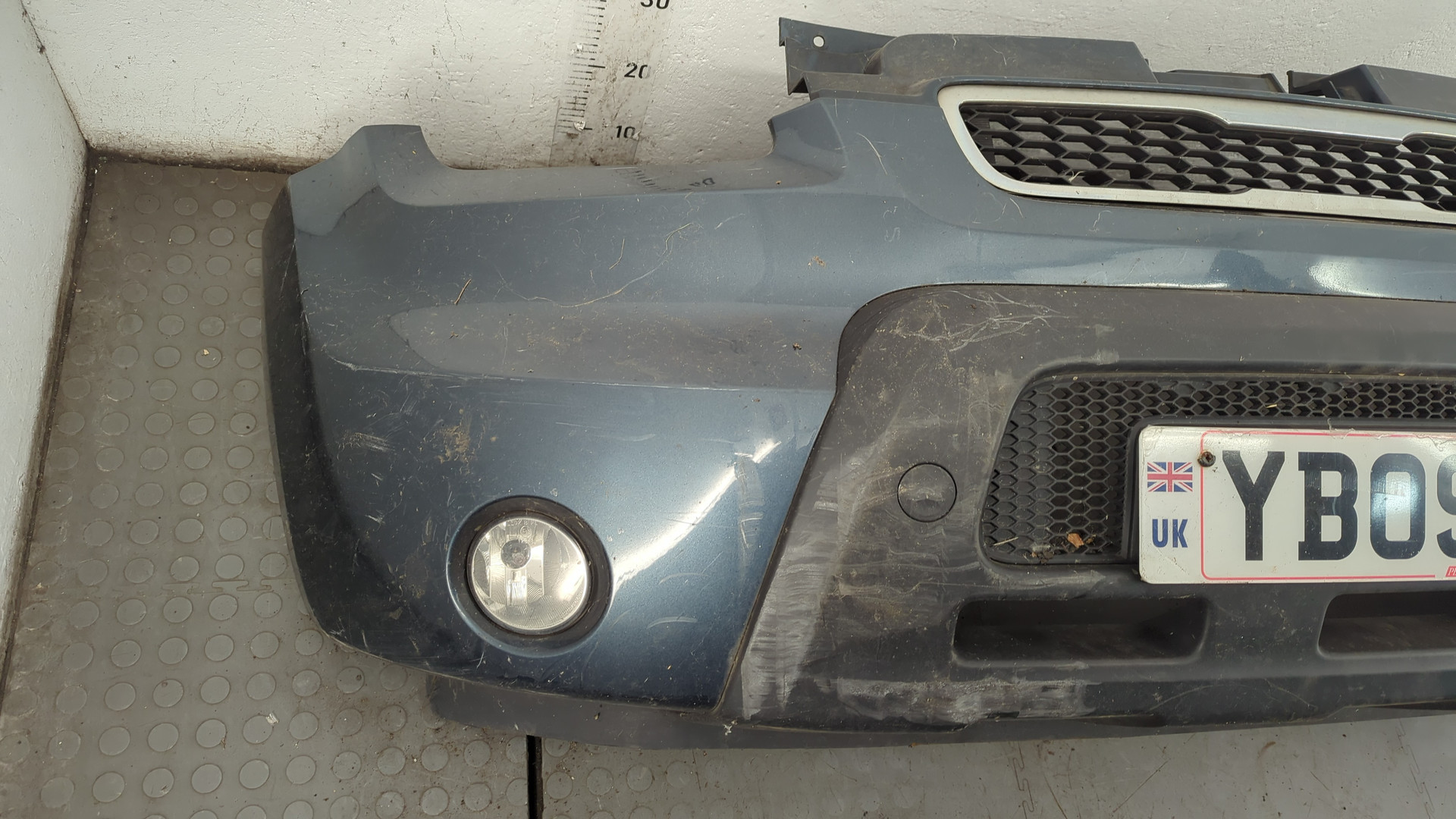 Бампер передний