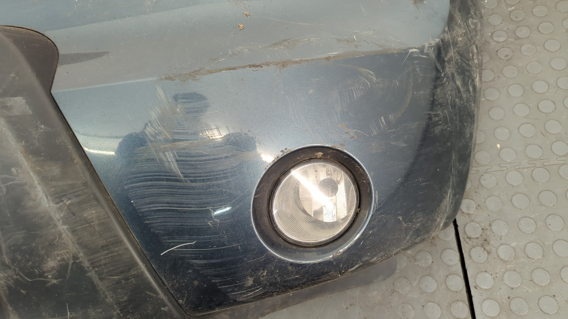 Бампер передний