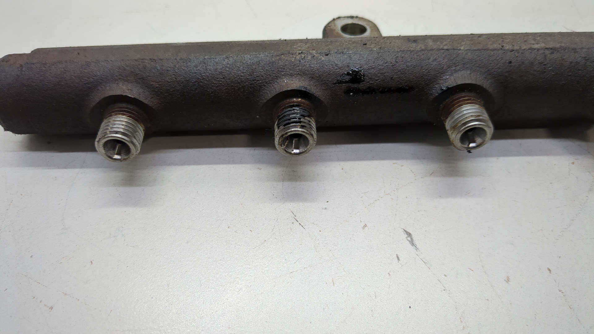 Рейка топливная (рампа)