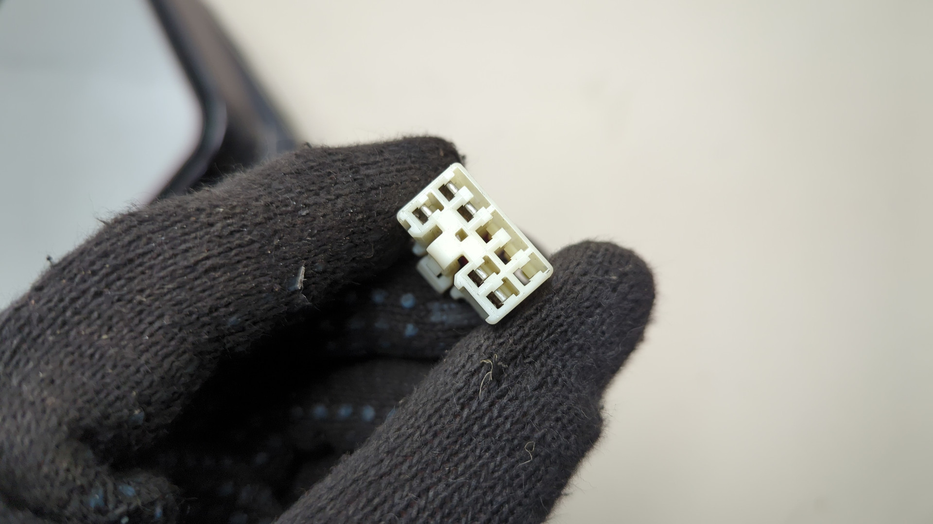 Зеркало правое электрическое