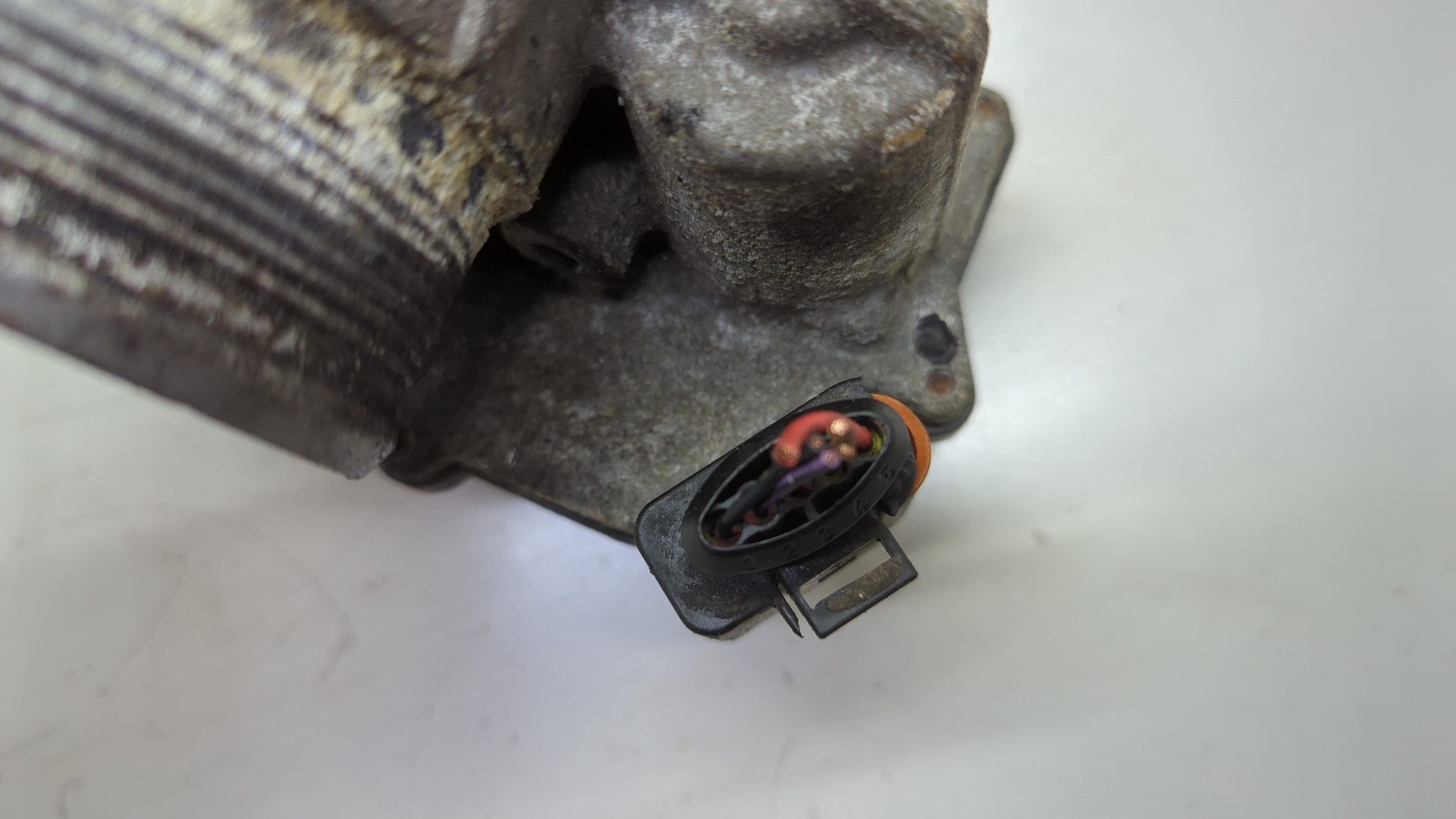 Заслонка дроссельная электрическая