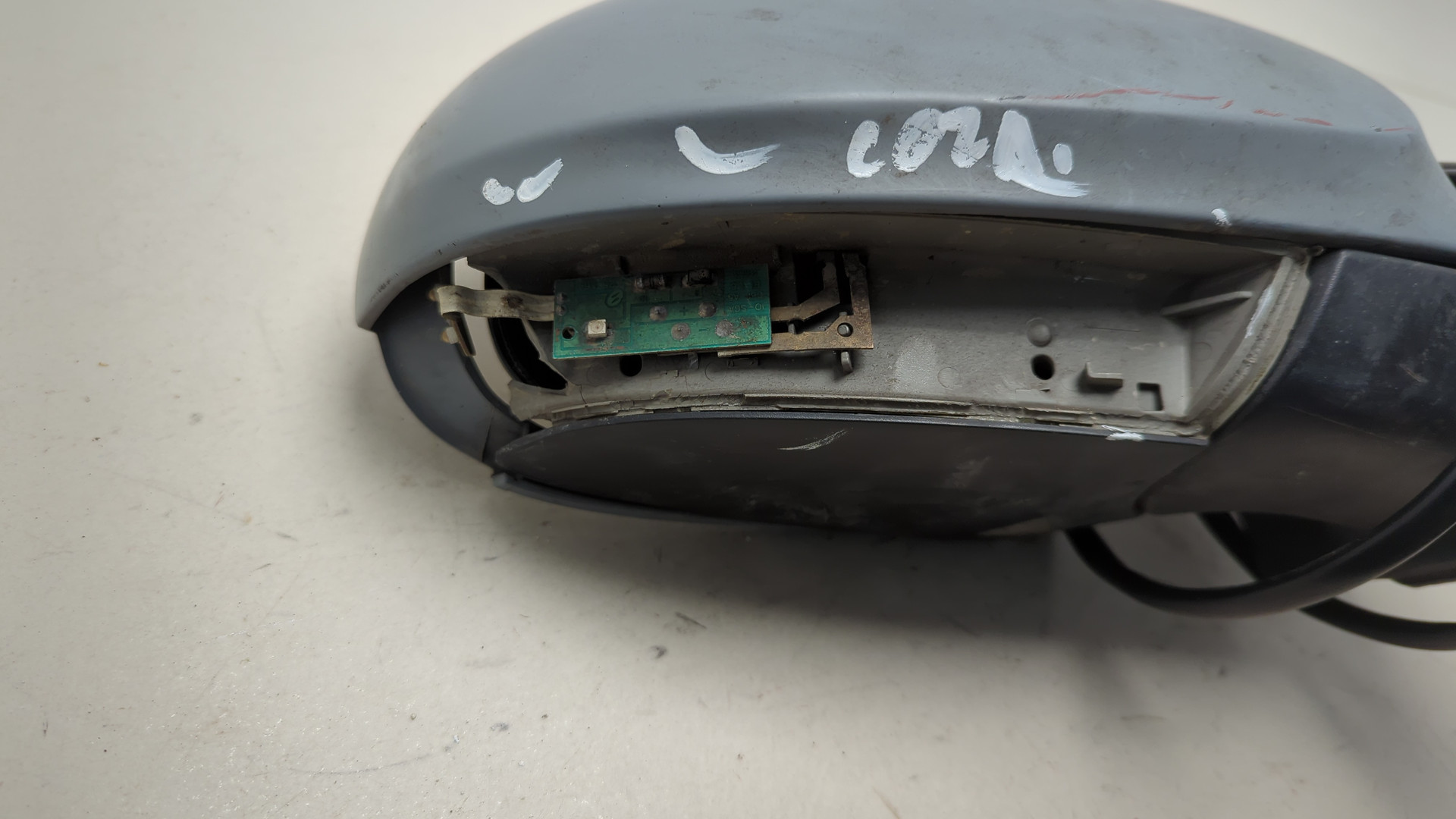 Зеркало правое электрическое