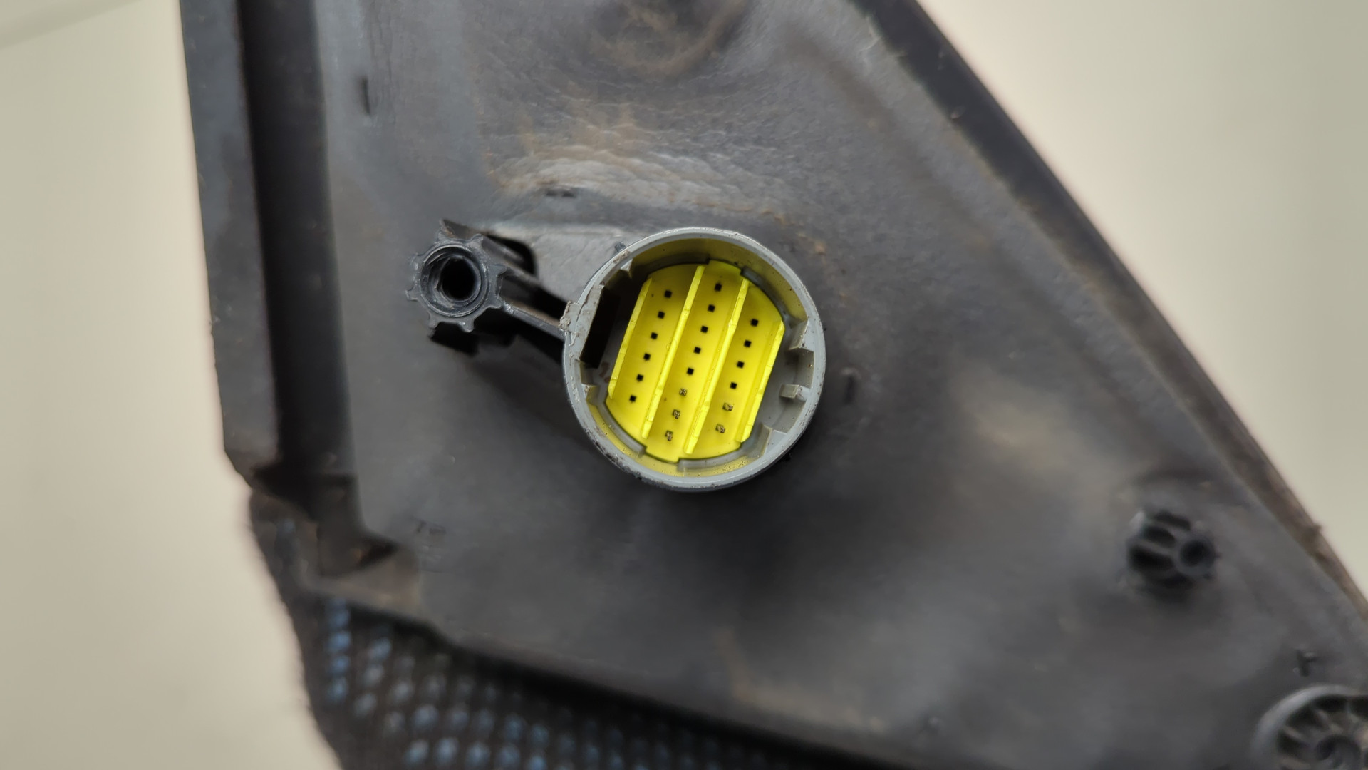 Зеркало левое электрическое