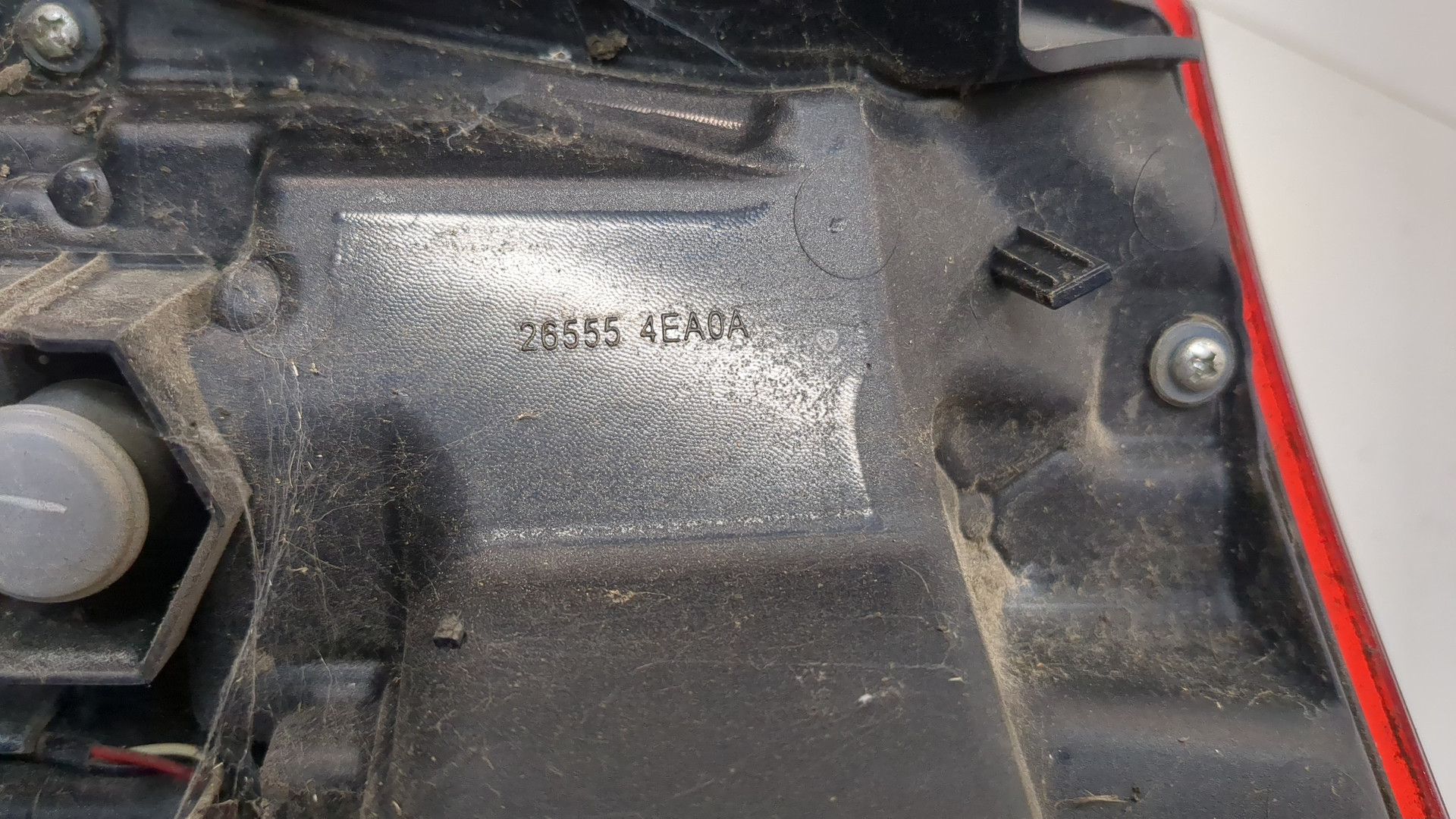 Фонарь задний левый