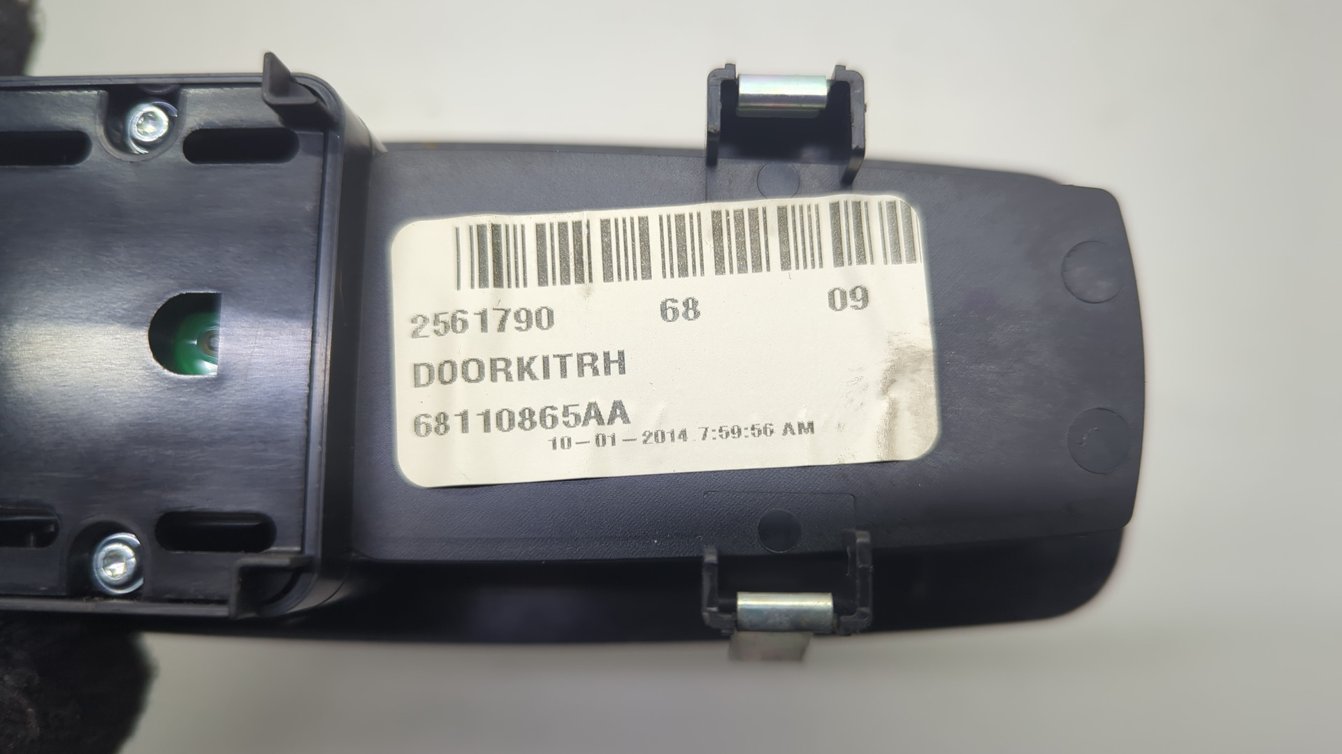 Кнопка стеклоподъемника