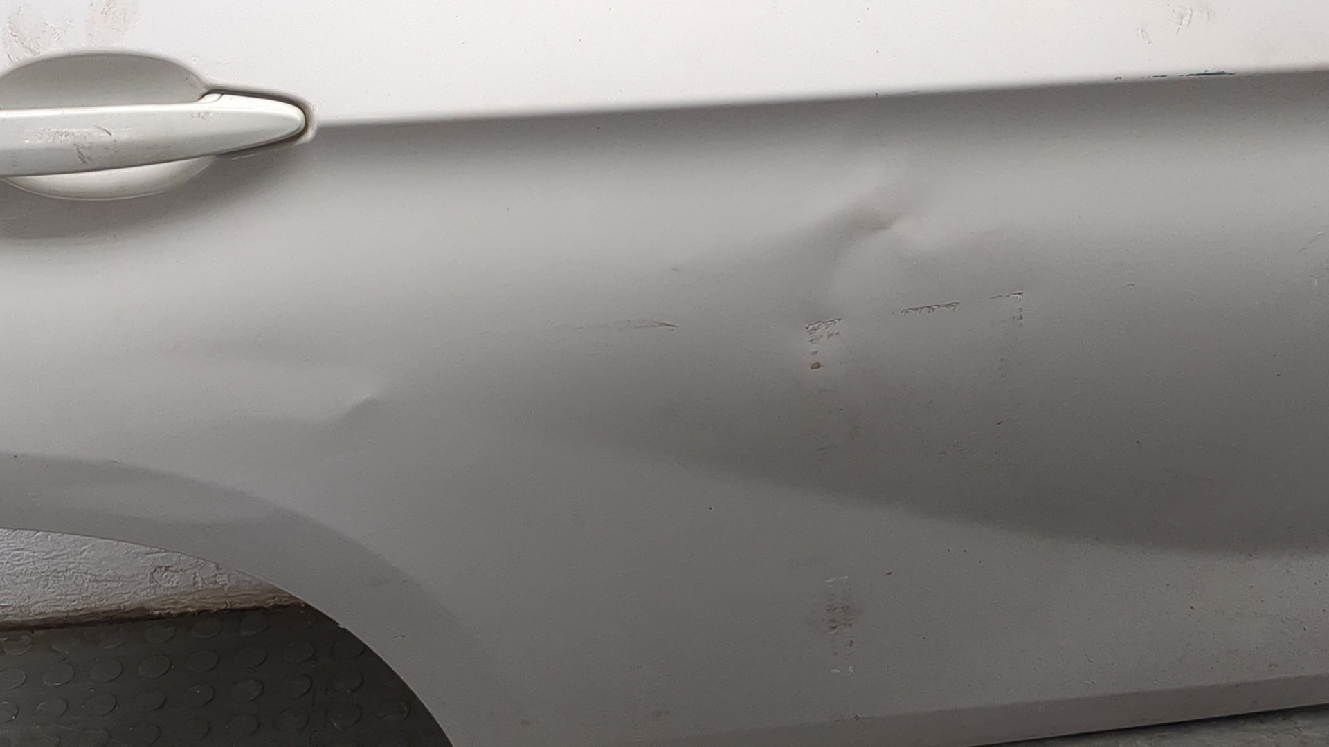 Дверь задняя правая