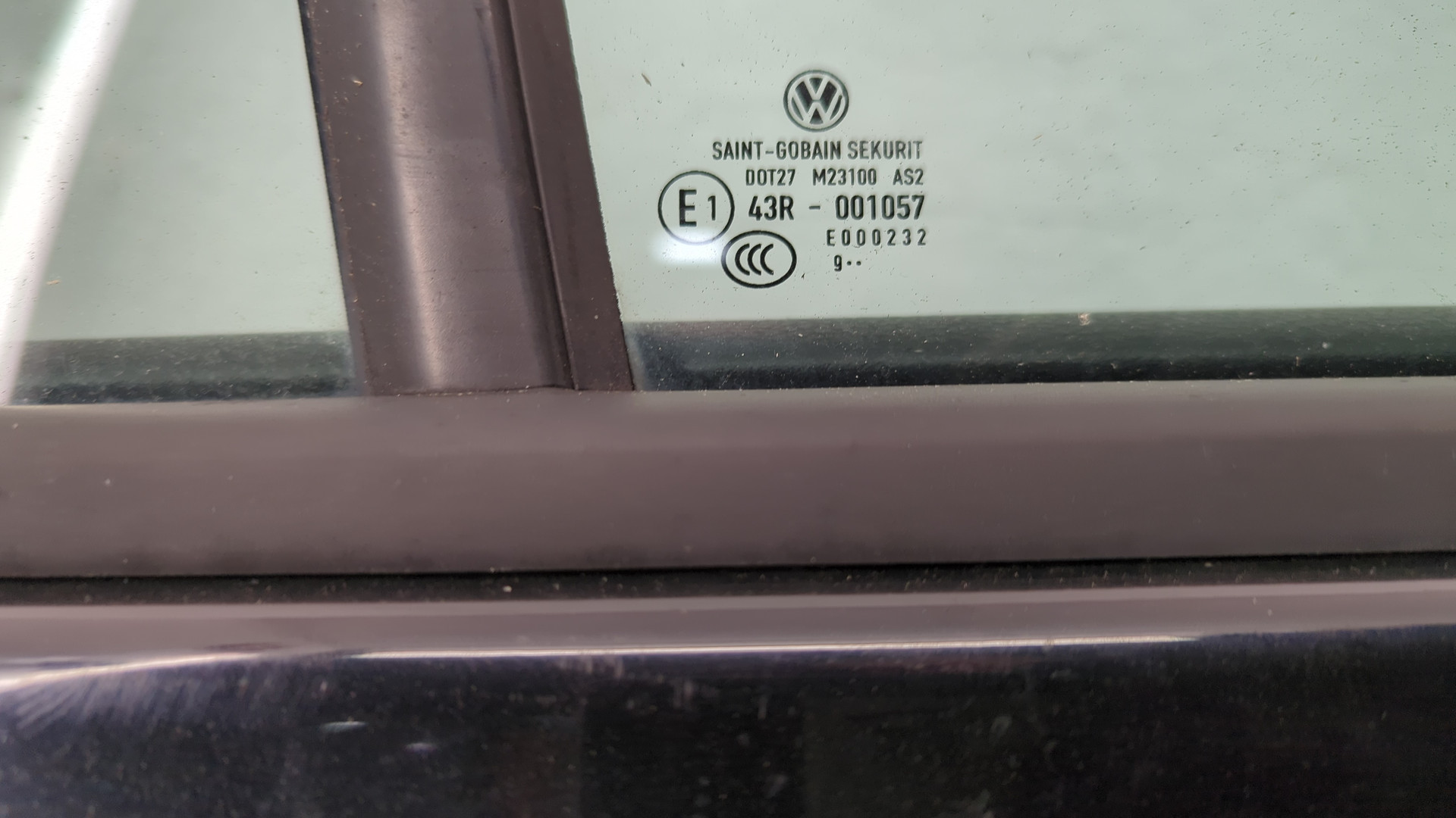 Дверь задняя правая