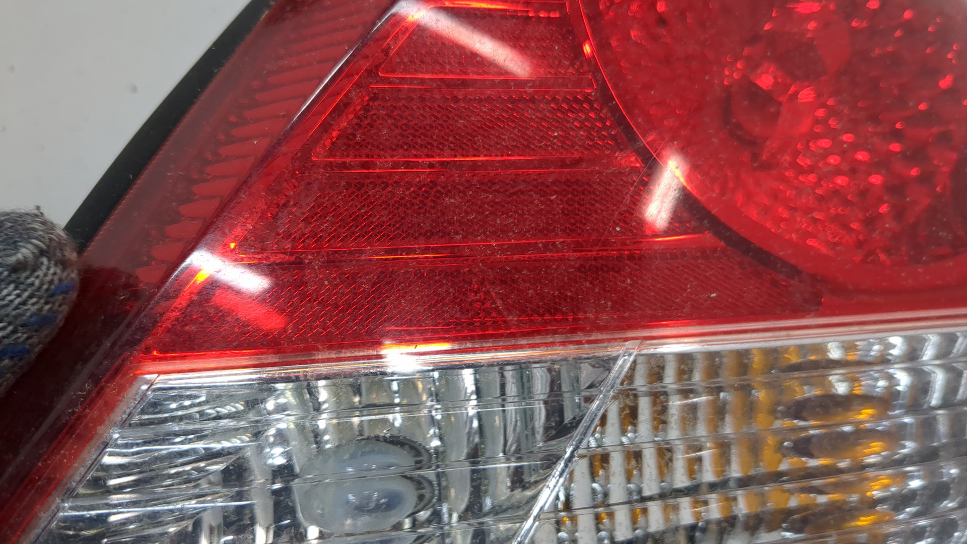 Фонарь задний правый