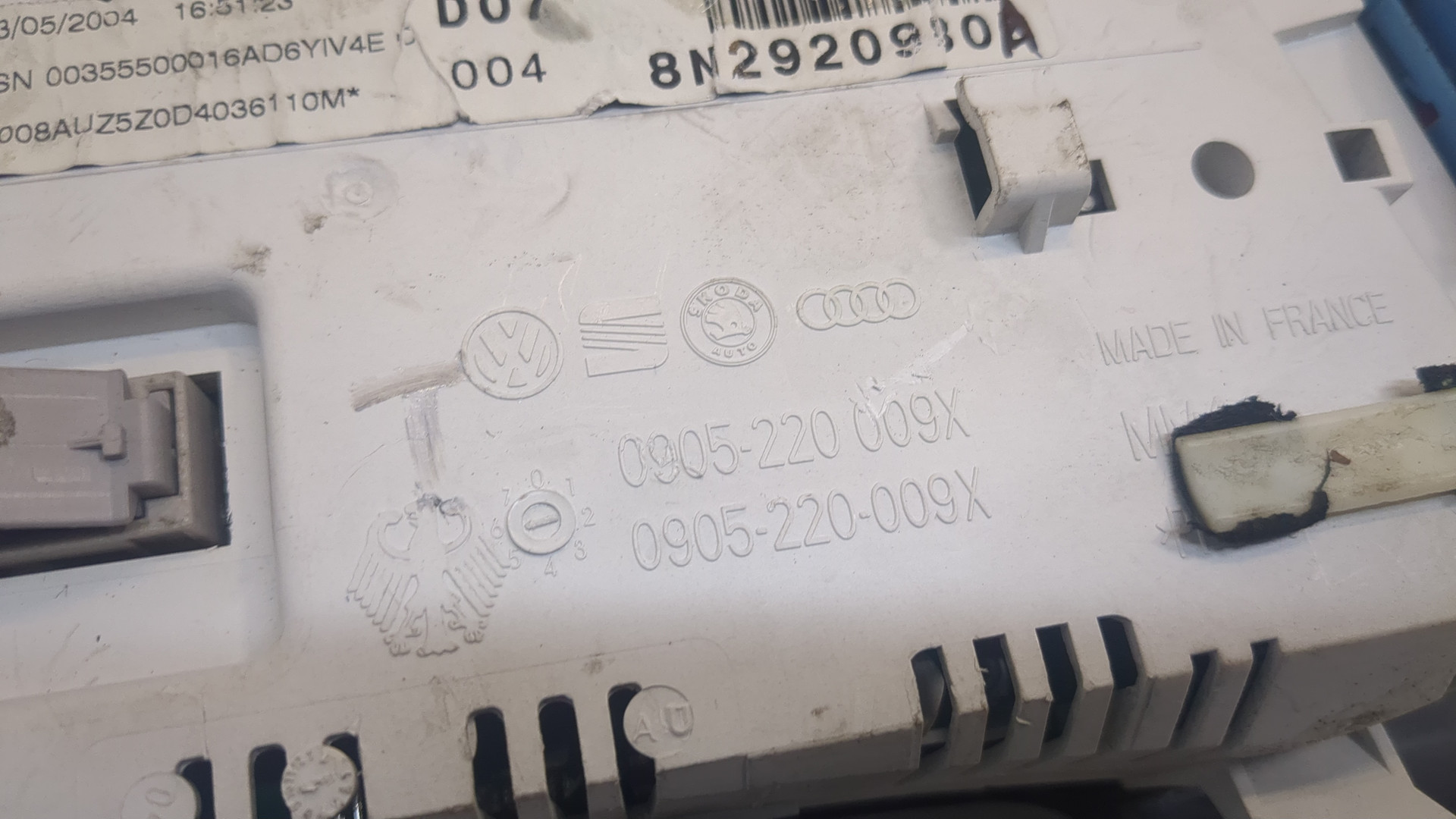 Панель приборов