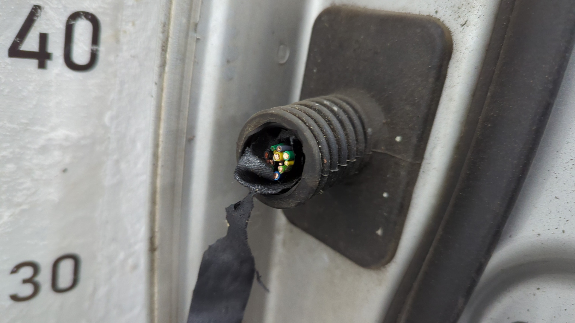 Дверь передняя правая