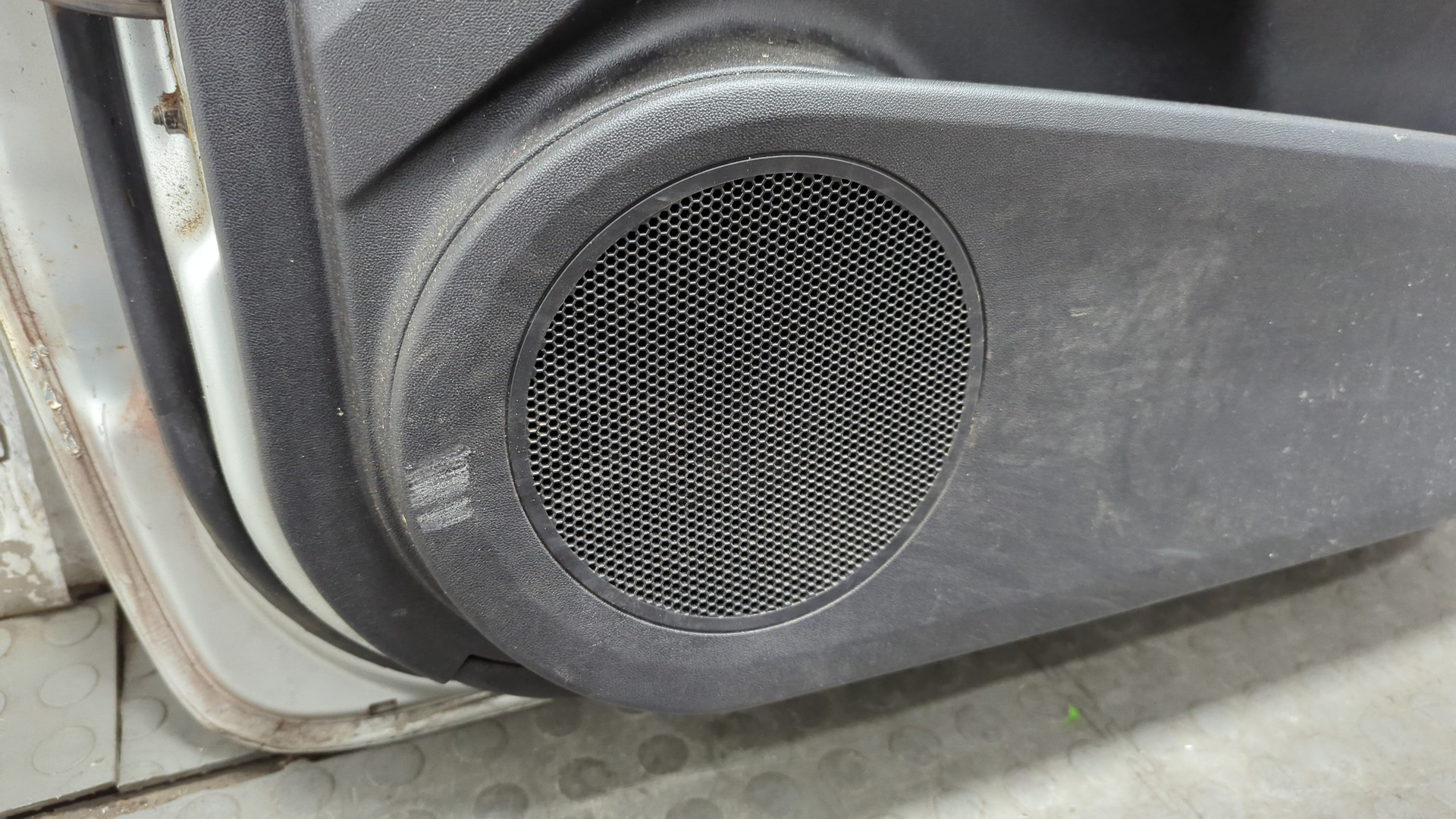 Дверь передняя правая