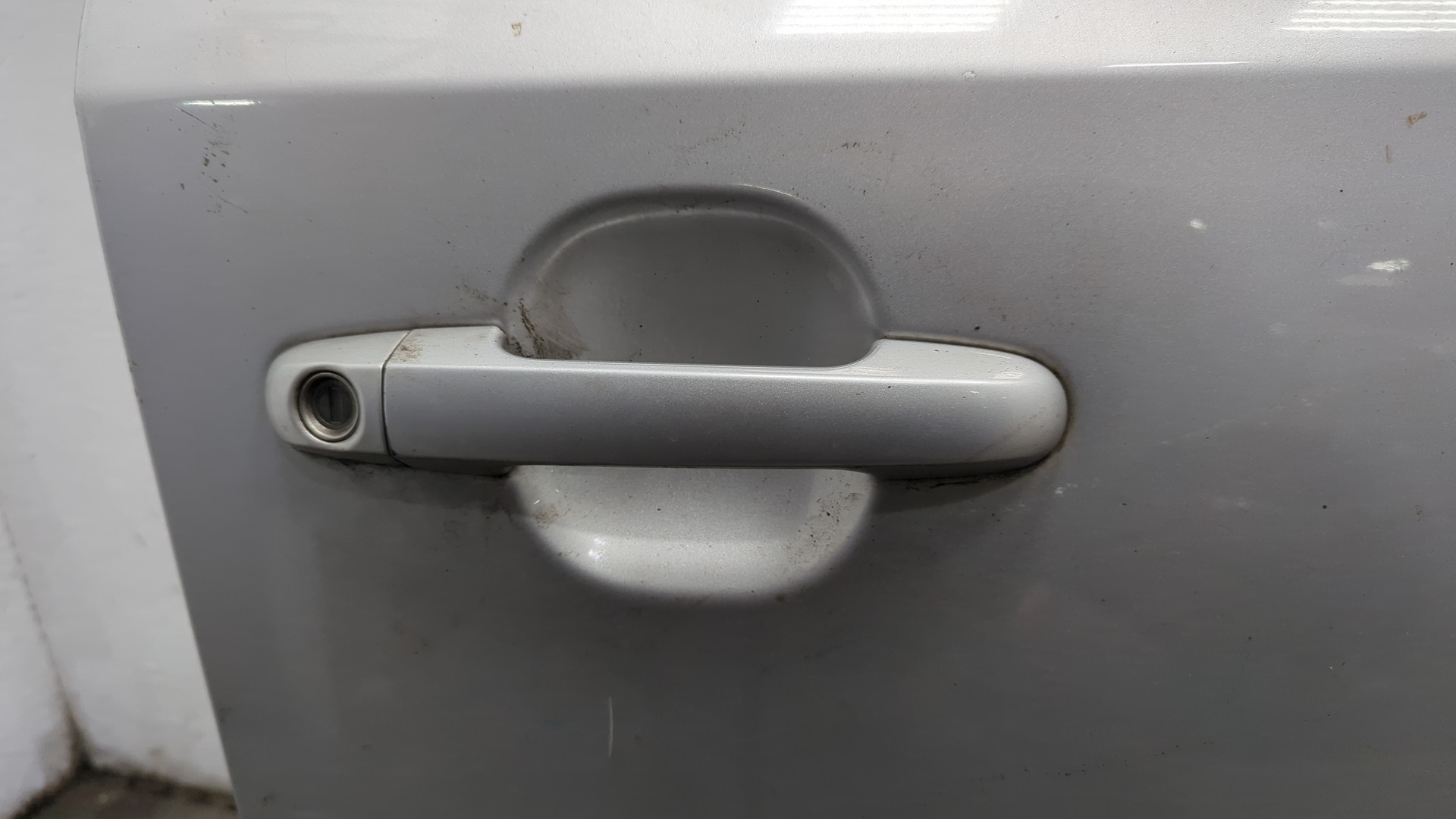 Дверь передняя правая