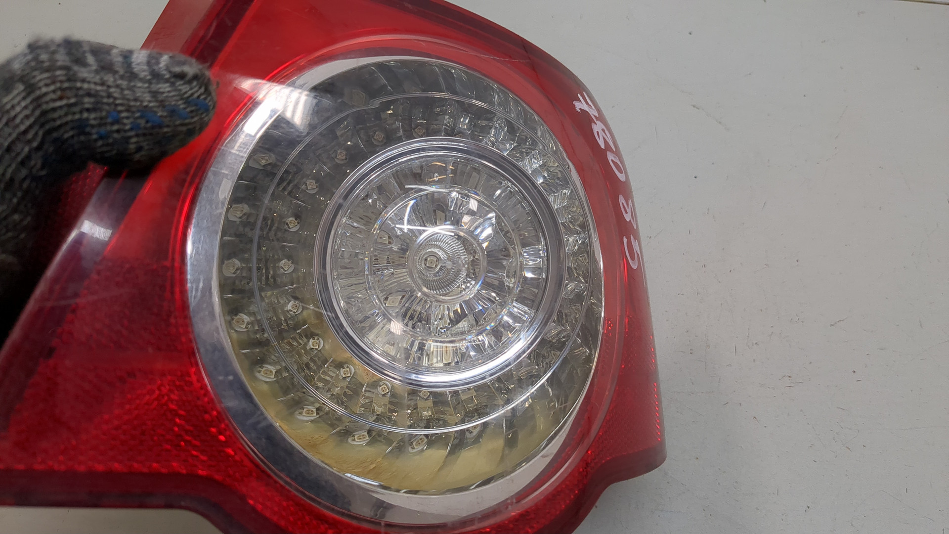 Фонарь задний правый