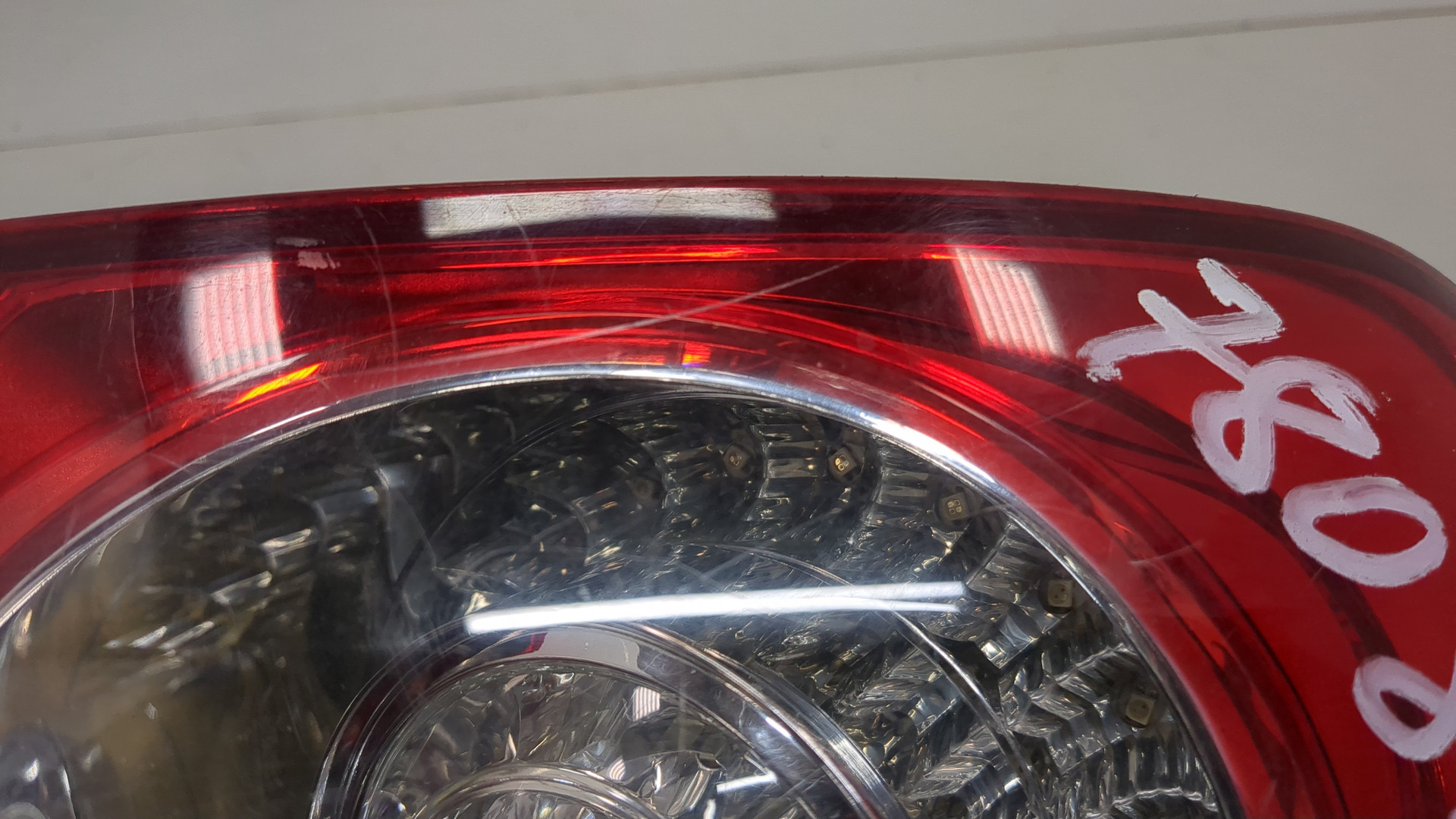 Фонарь задний правый