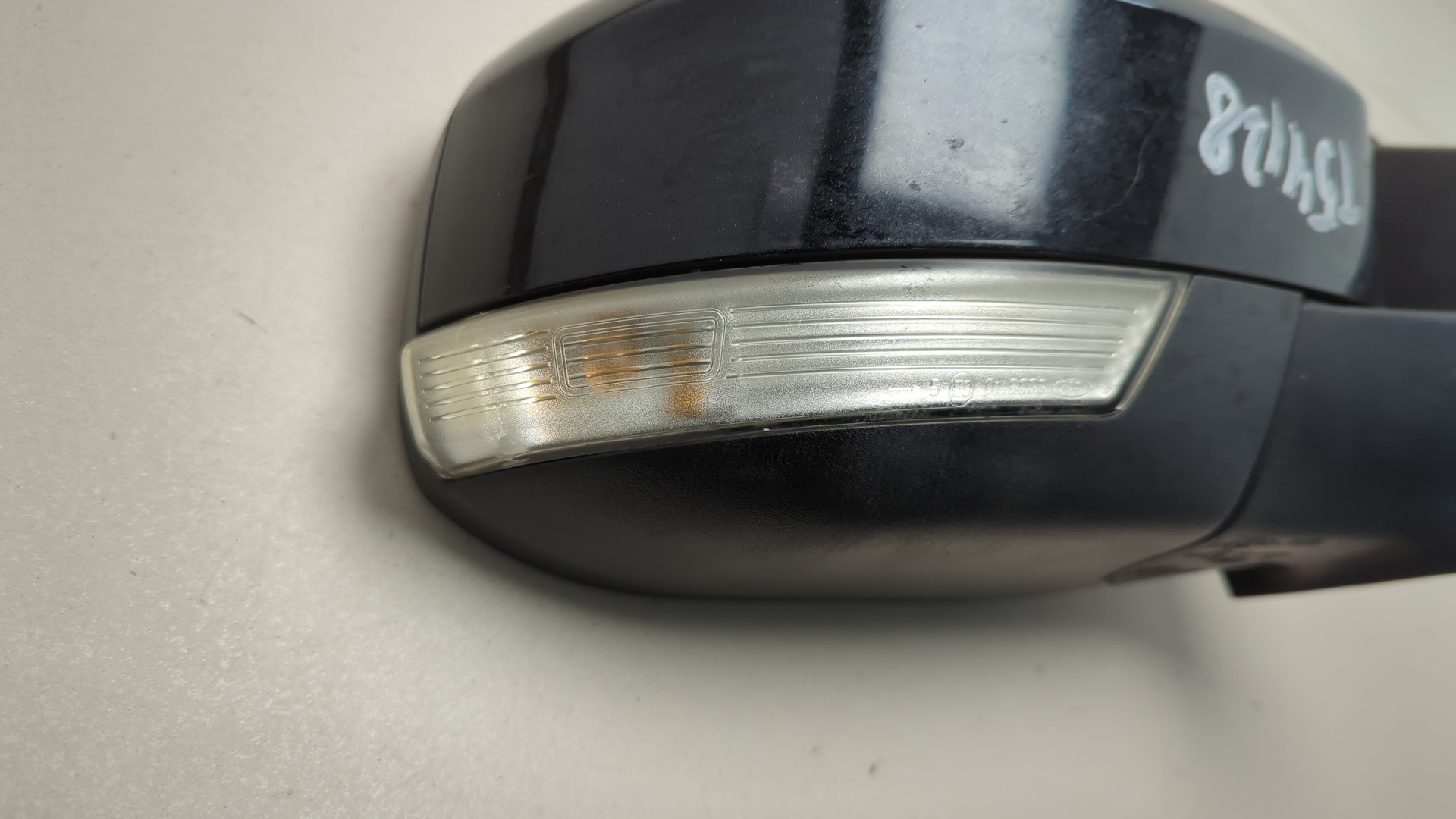 Зеркало правое электрическое