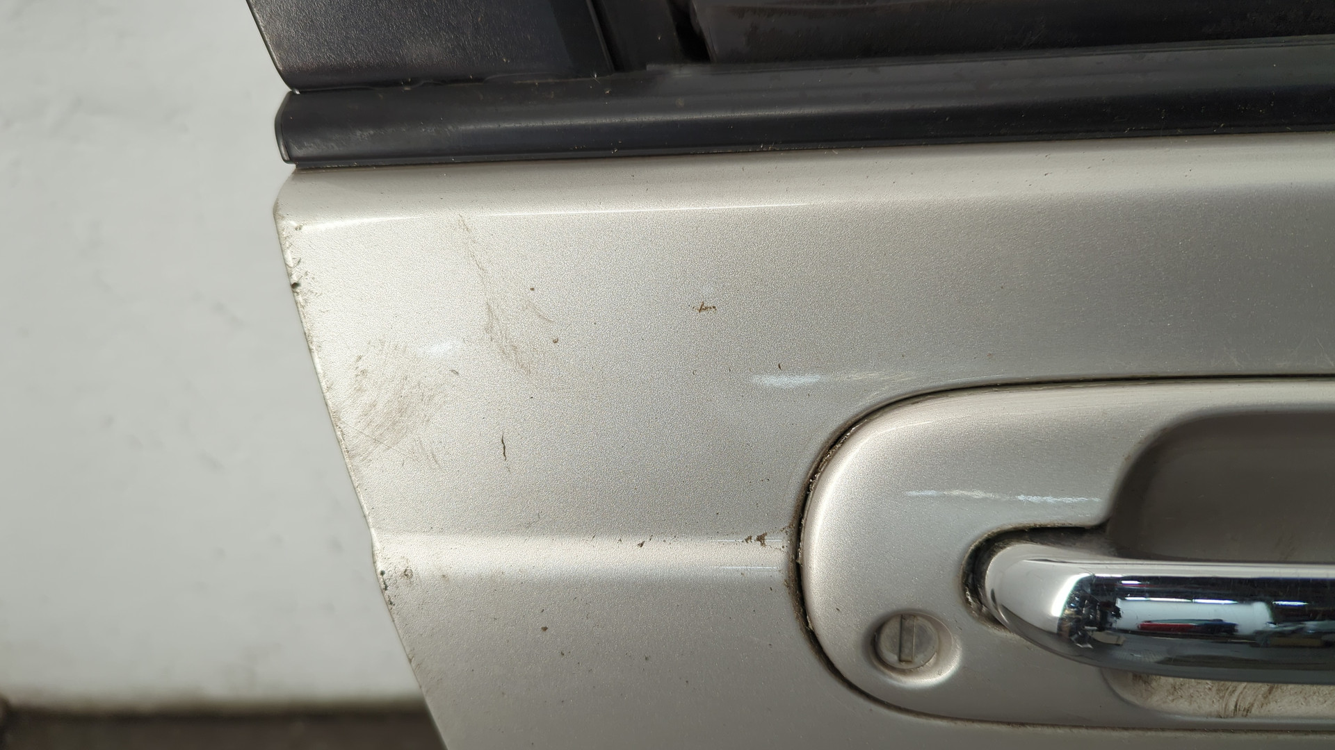 Дверь передняя правая