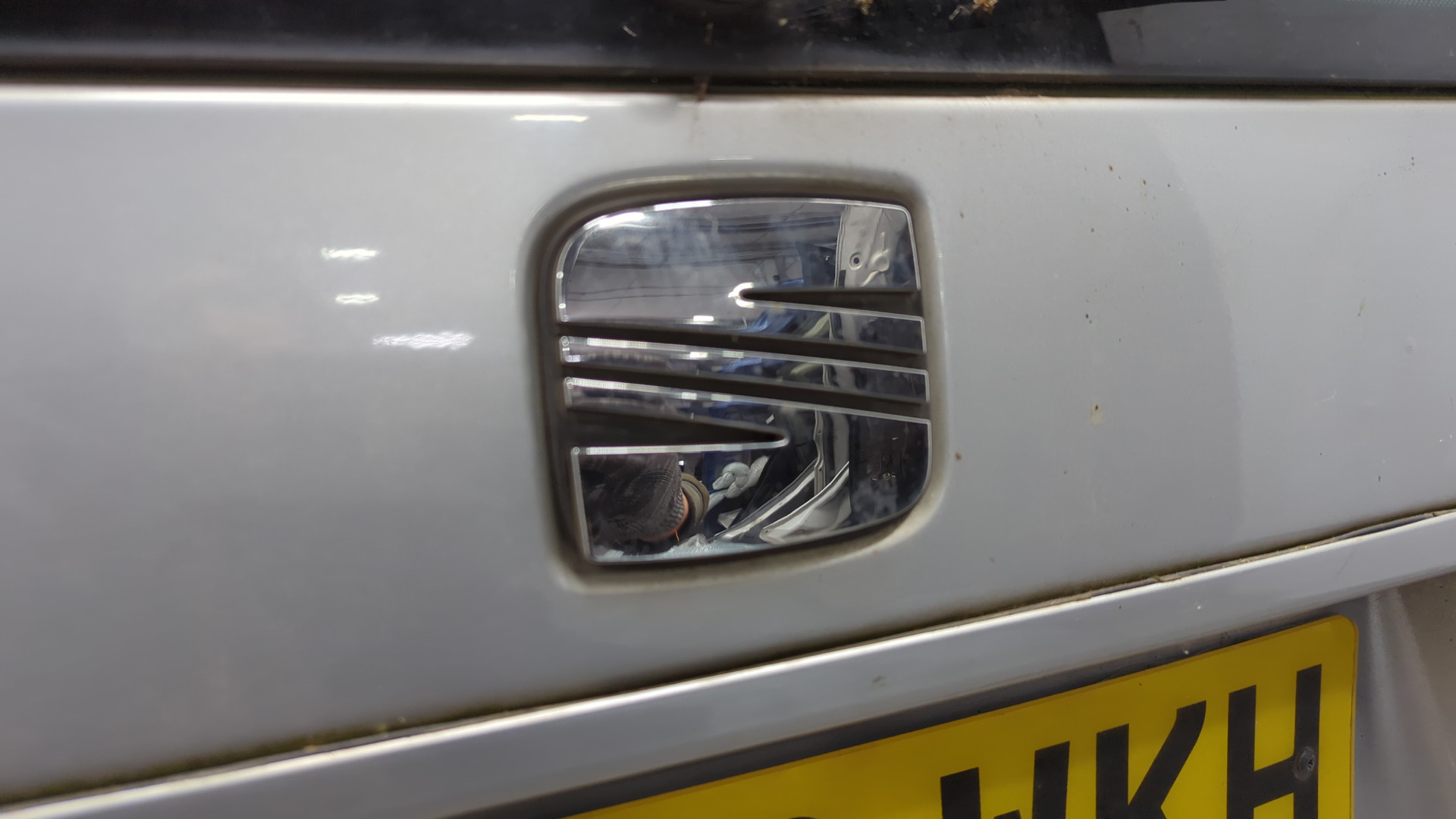 Дверь багажника