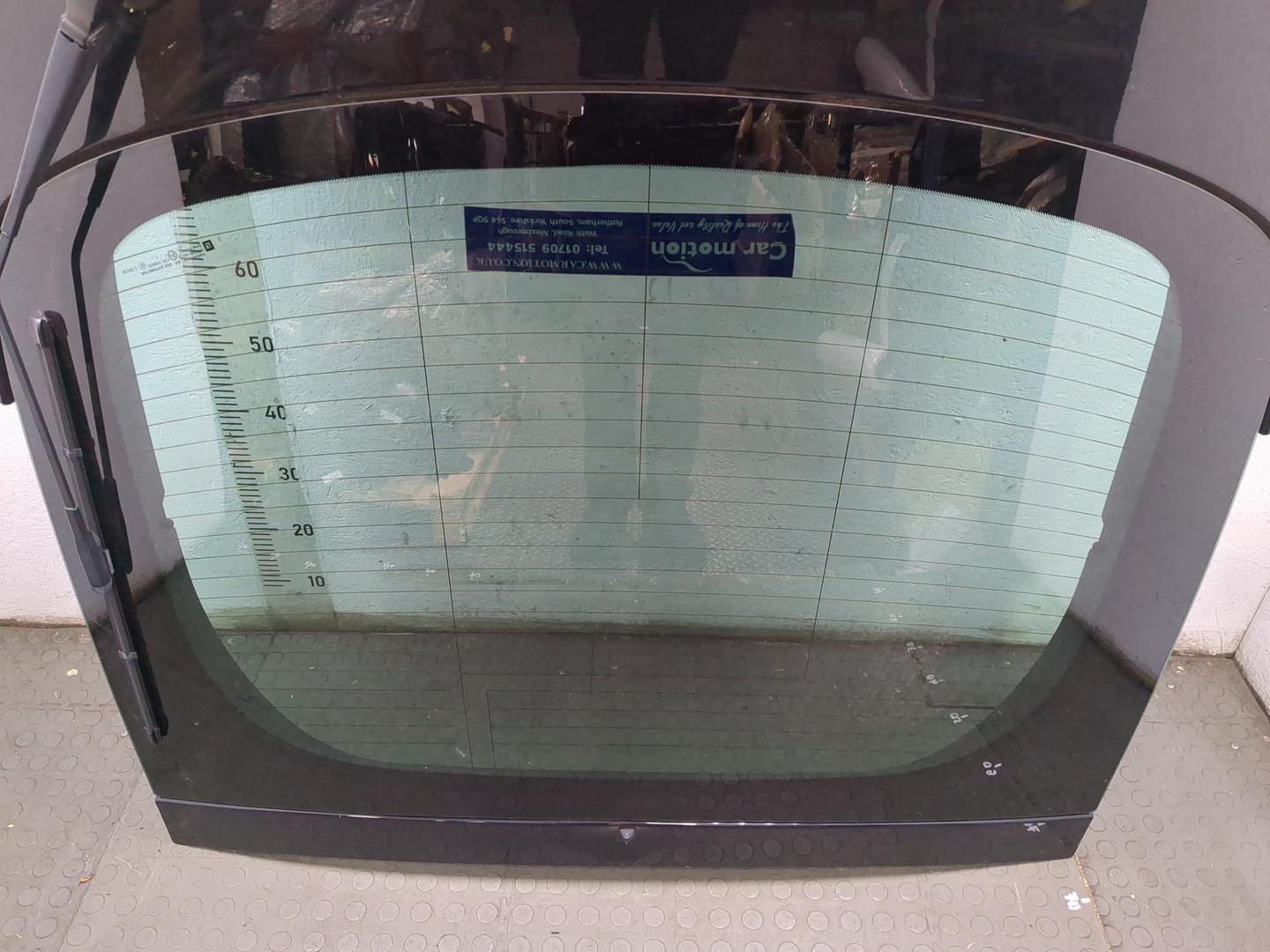 Дверь багажника