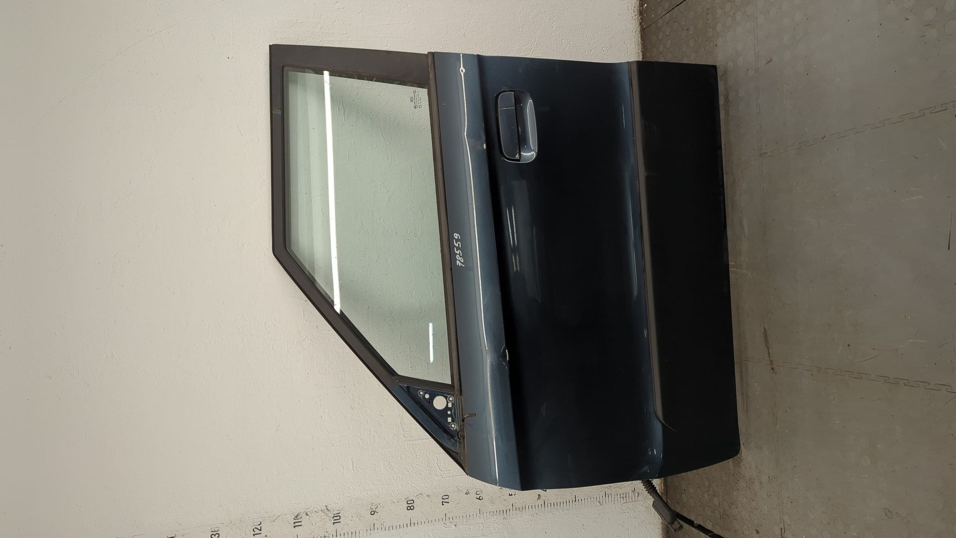 Дверь передняя левая