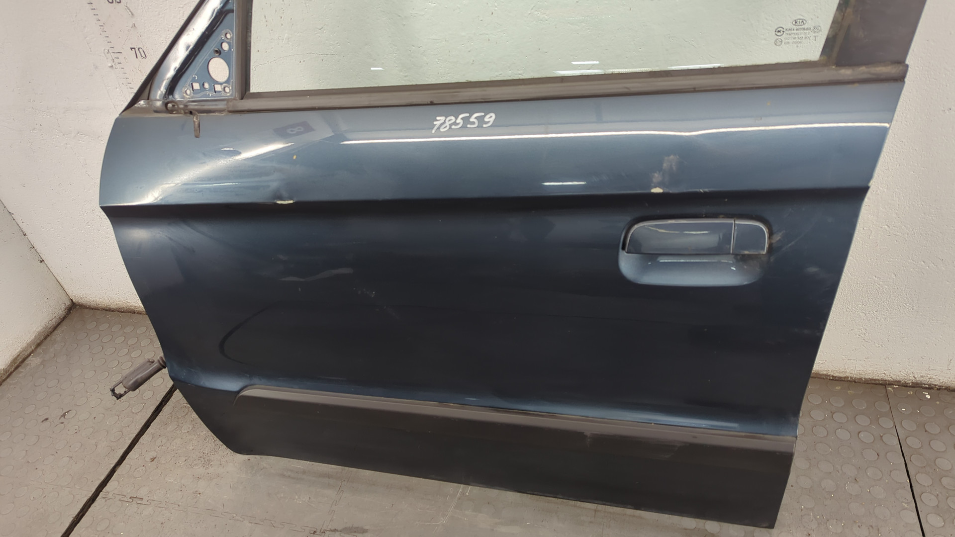 Дверь передняя левая