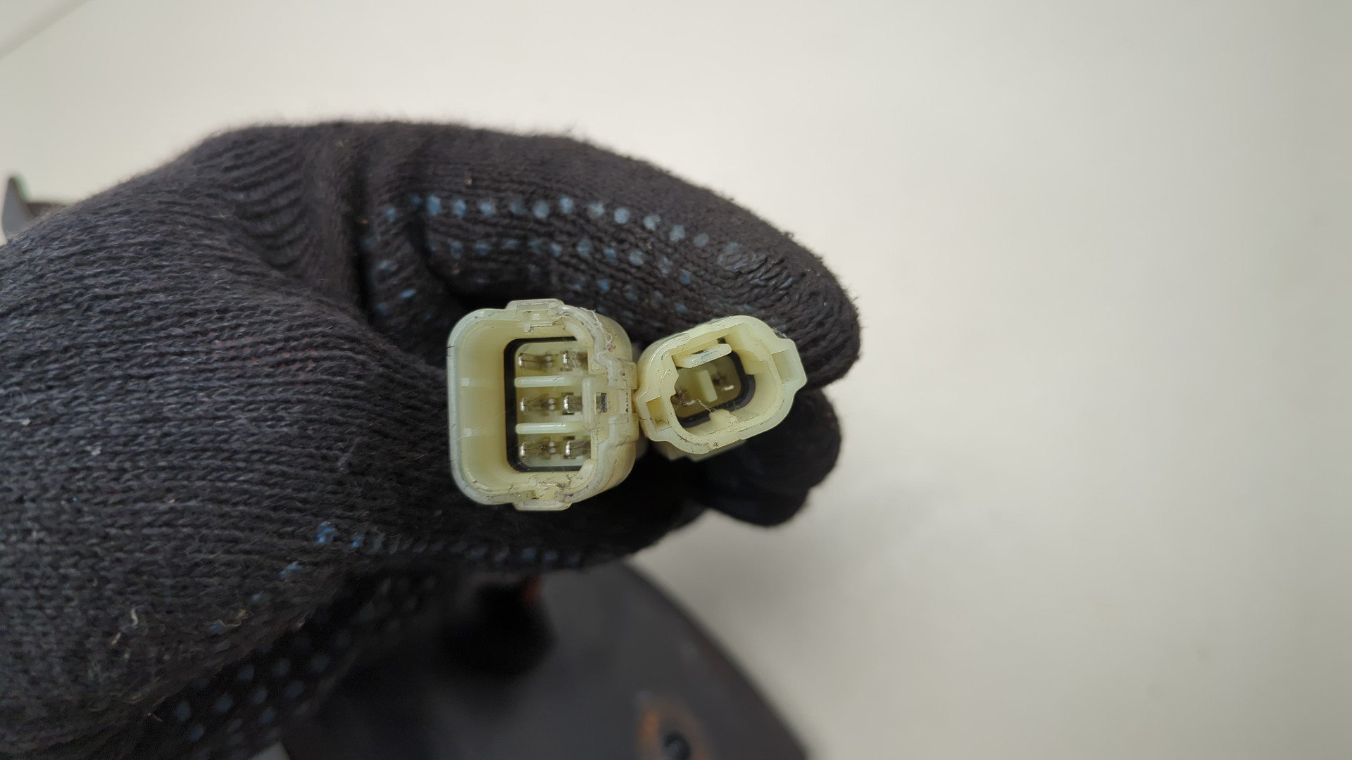 Зеркало левое электрическое