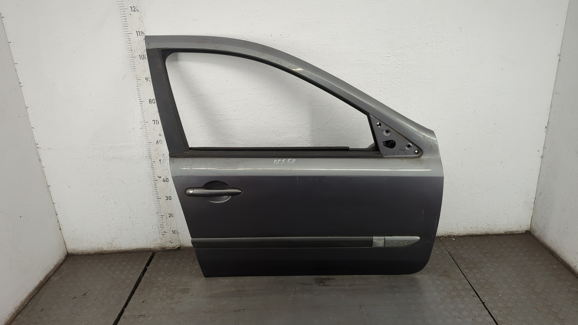 Дверь передняя правая