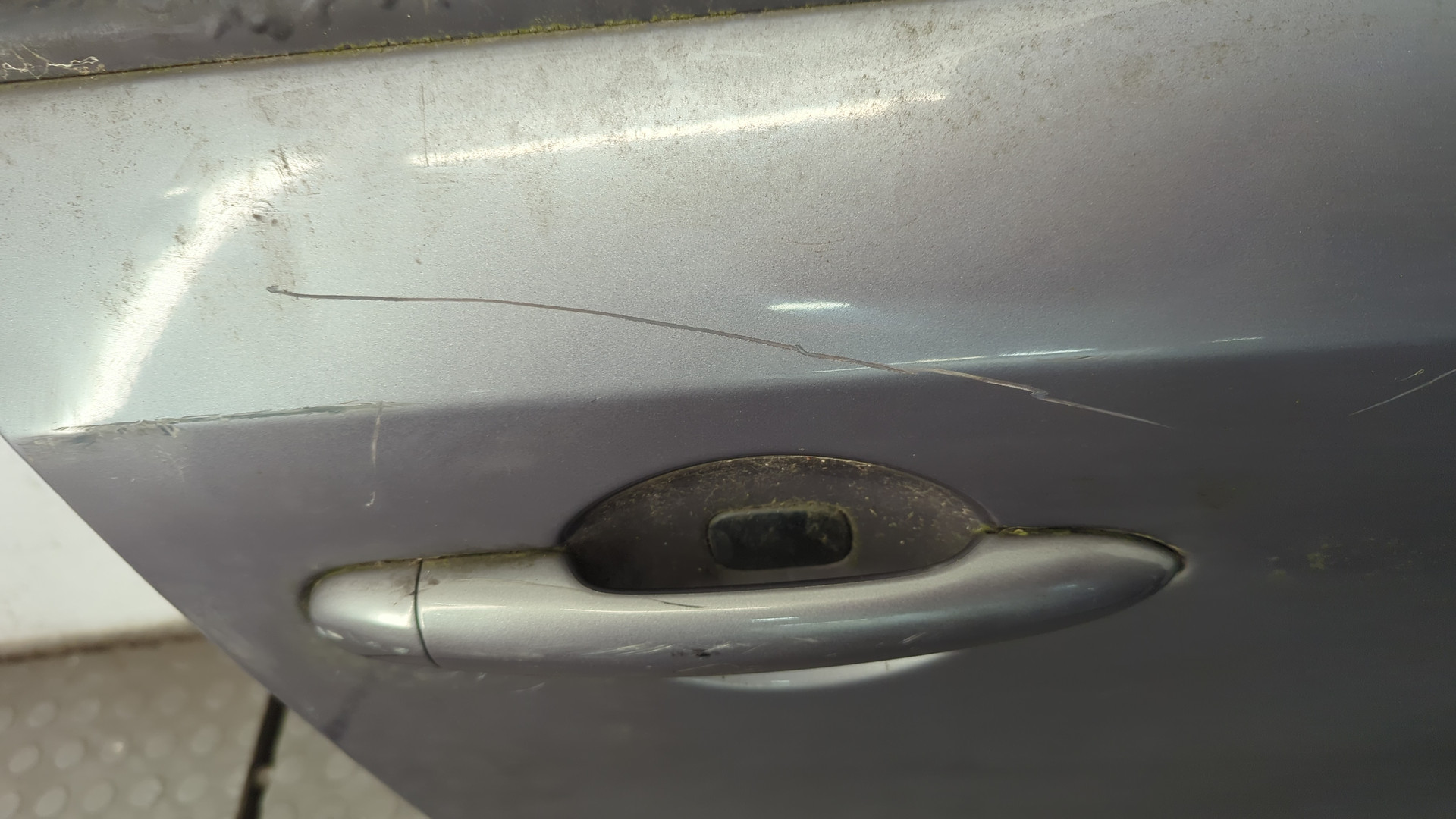 Дверь передняя правая