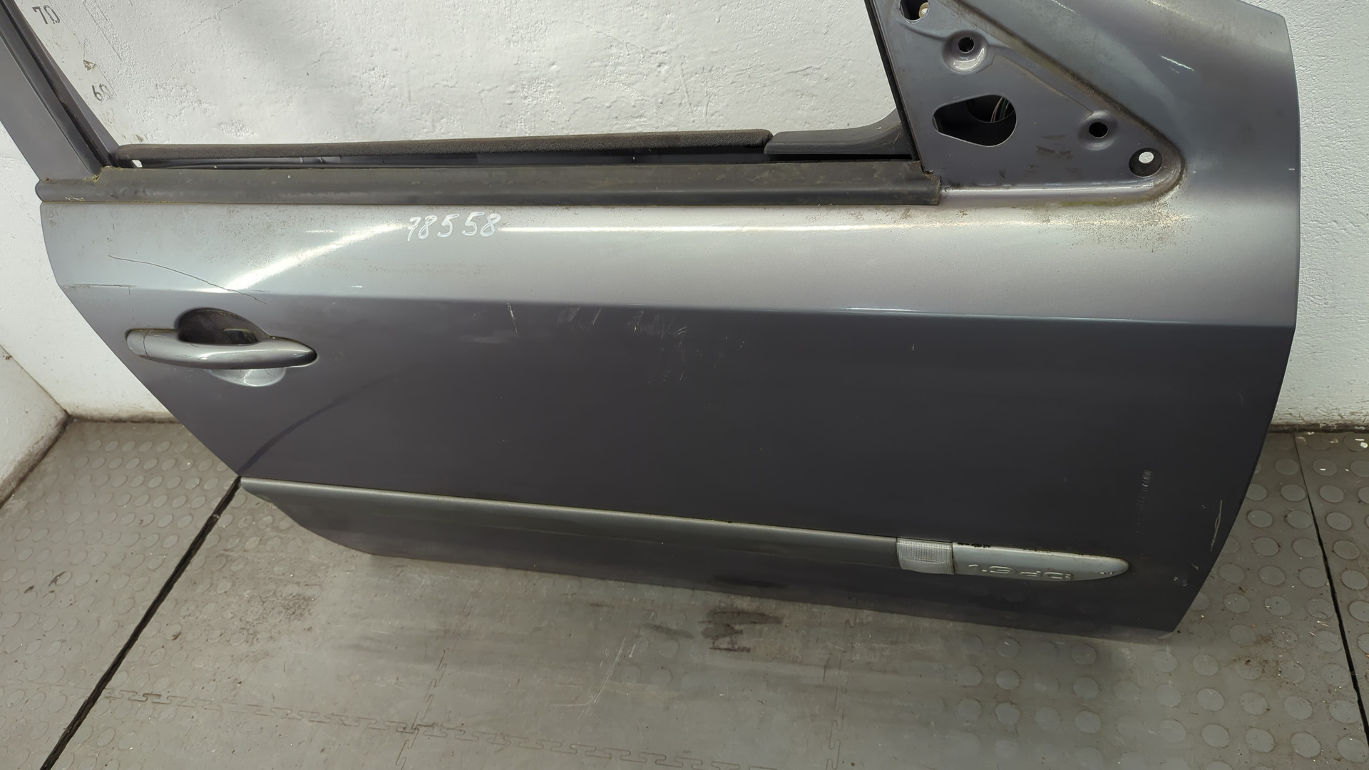 Дверь передняя правая