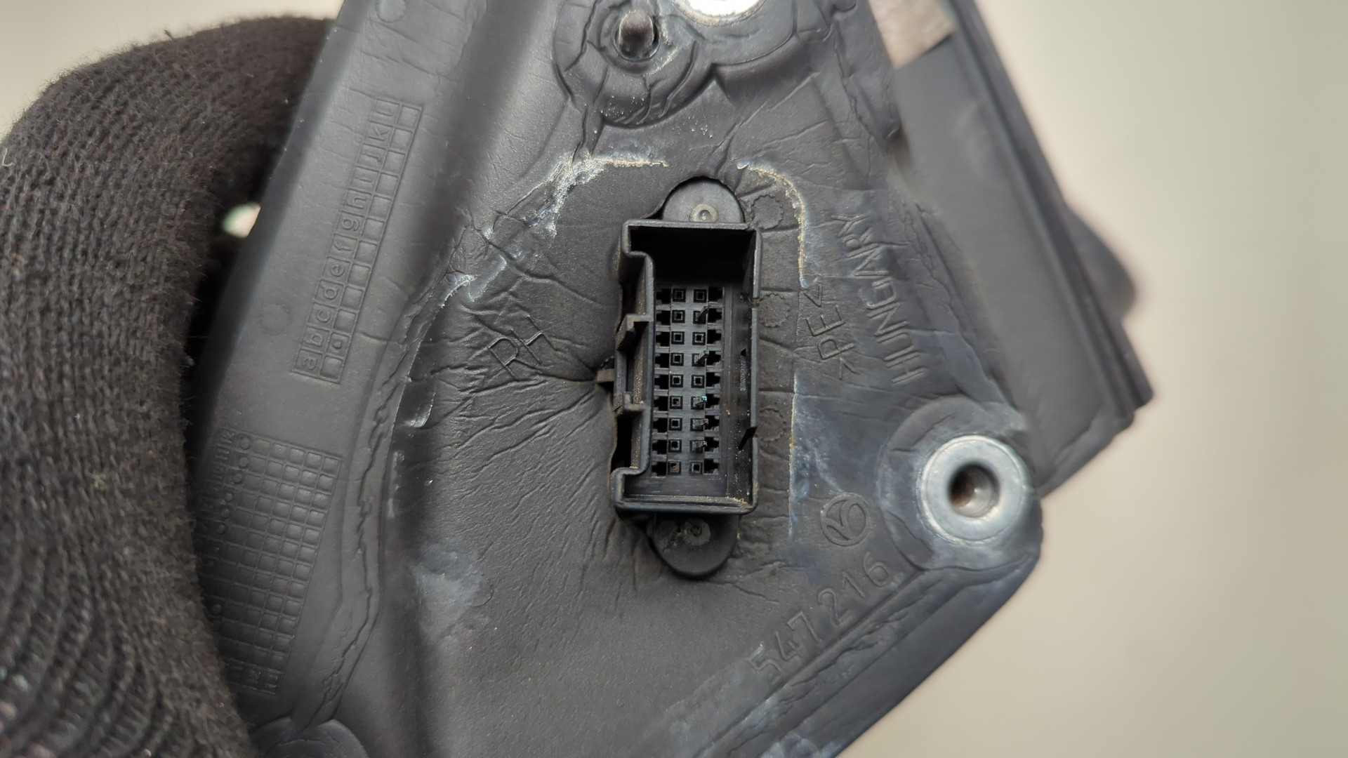 Зеркало правое электрическое