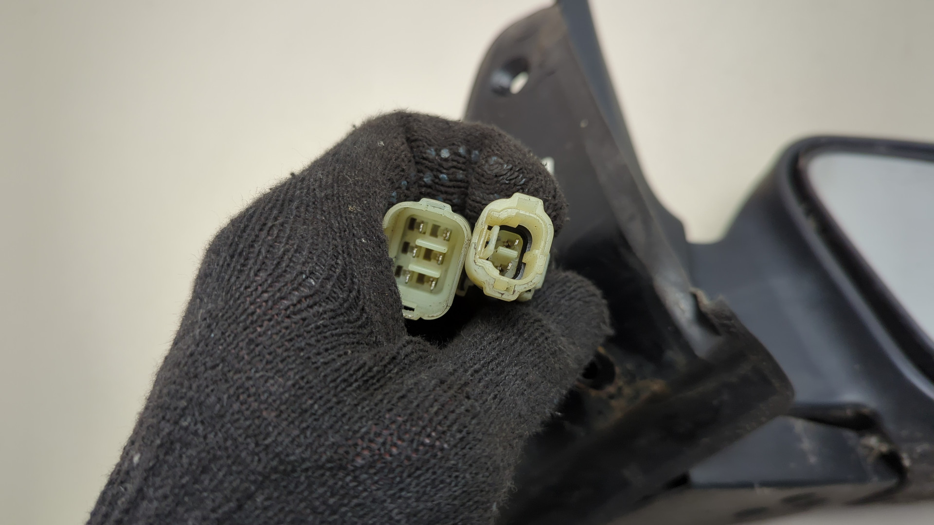 Зеркало правое электрическое