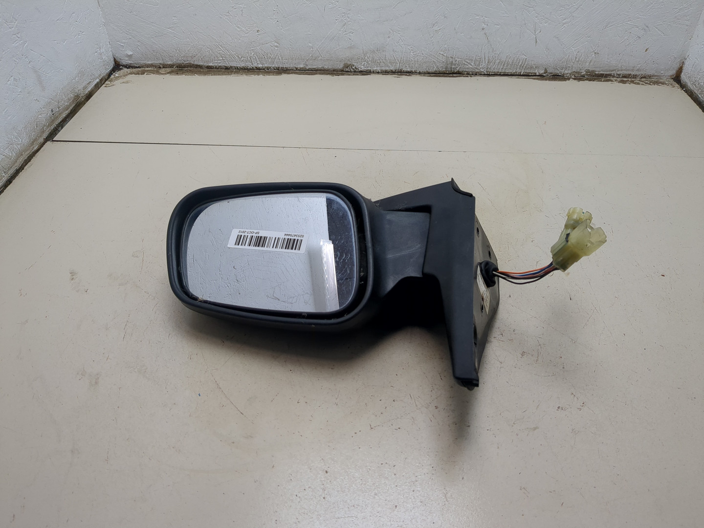 Зеркало правое электрическое